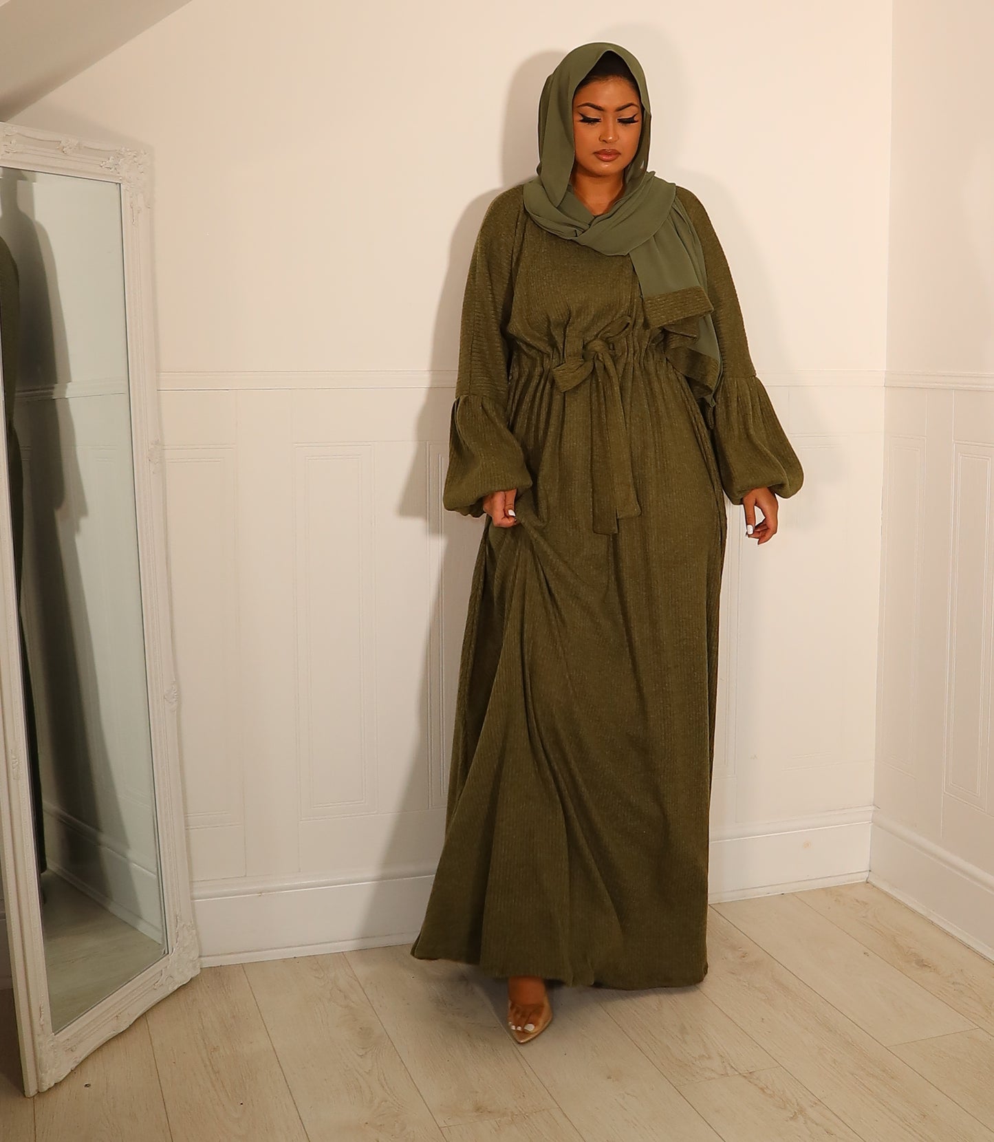 Baria Bubble Sleeve Abaya Jersey knit: Olive Green