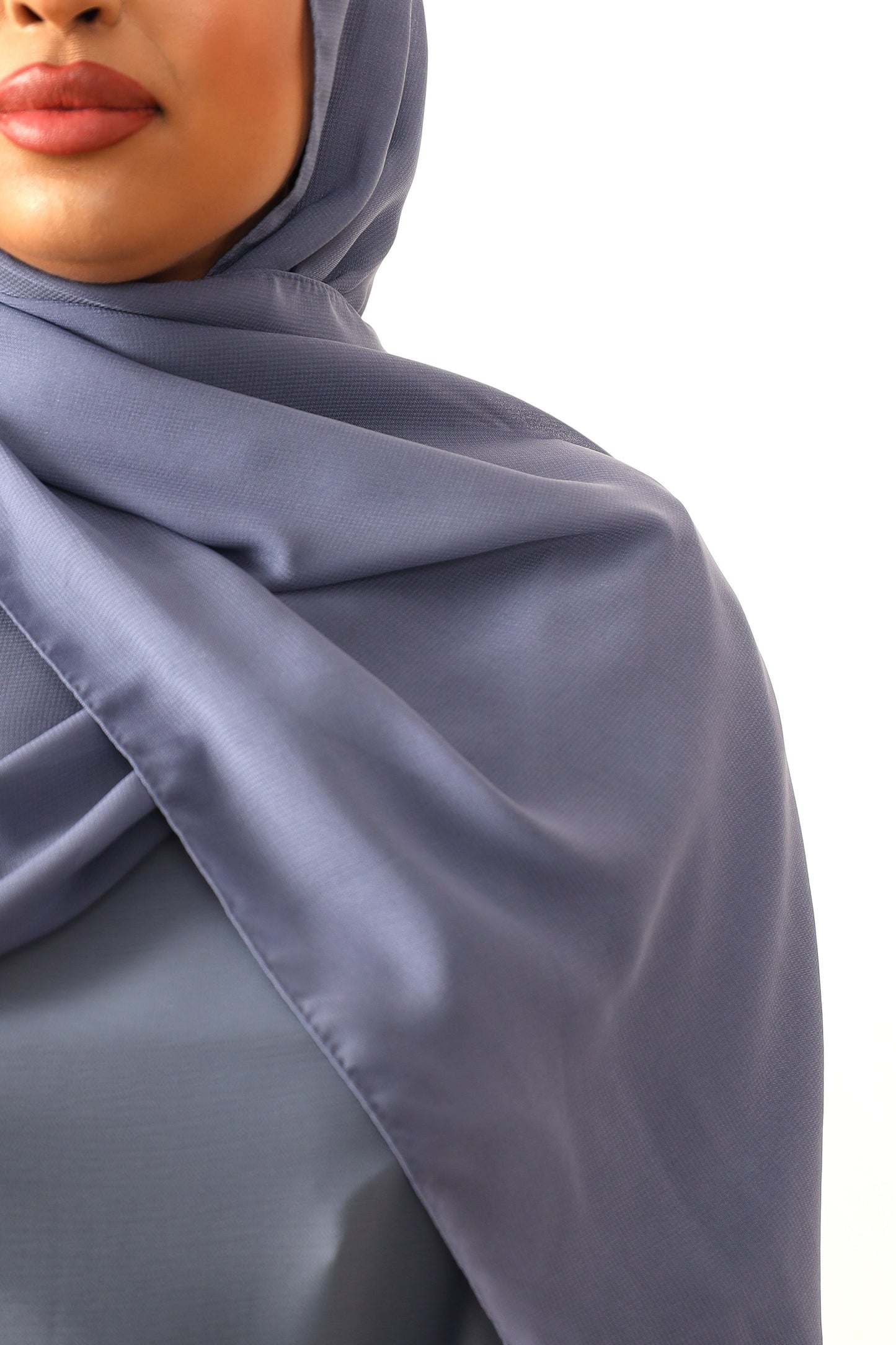 Ines Farasha Abaya in Fine Crinkle Steel Grey