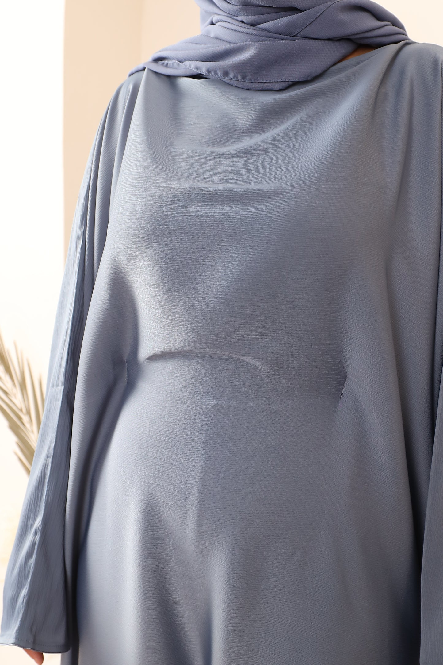 Ines Farasha Abaya in Fine Crinkle Steel Grey
