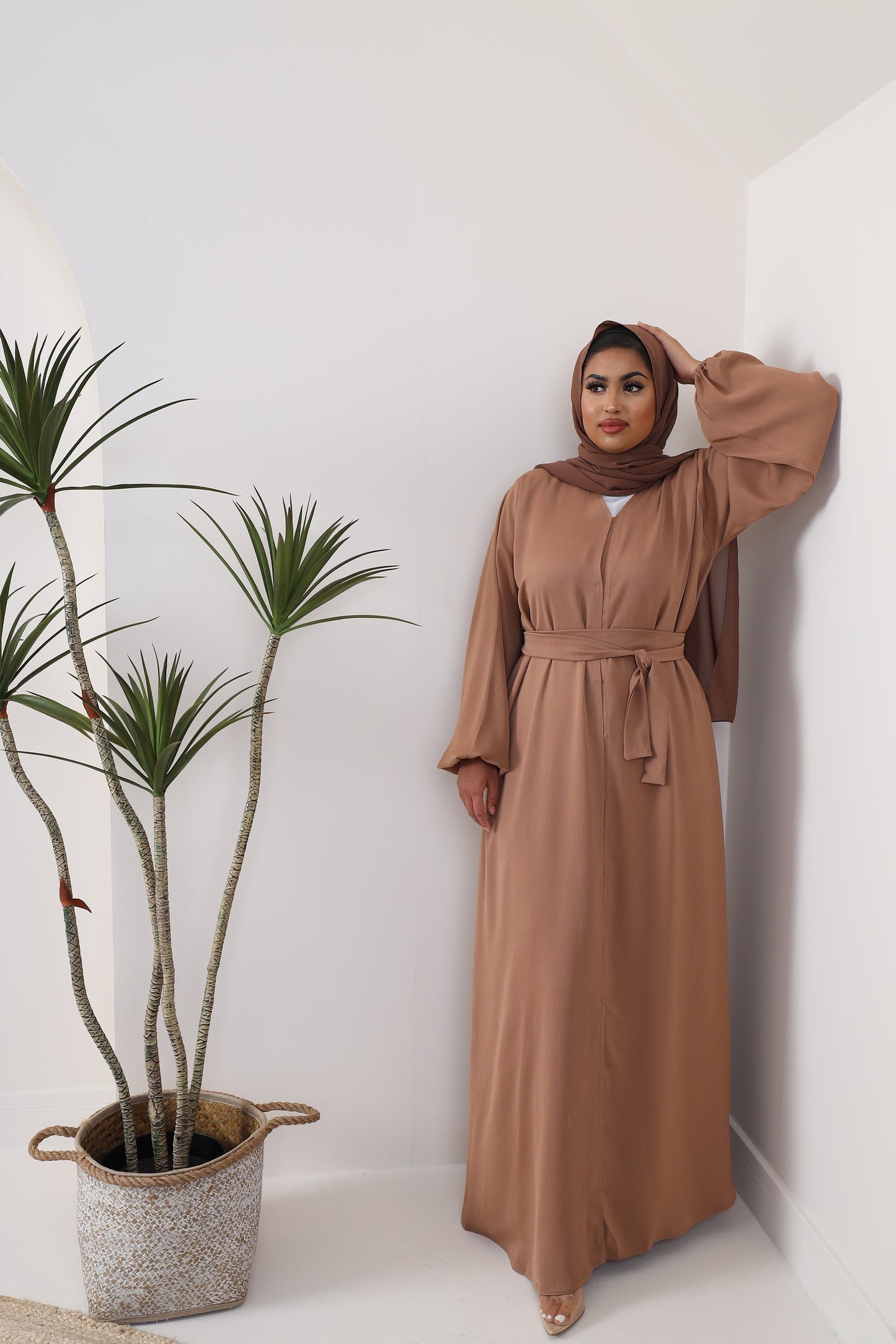 Open Kimono Abaya in Fine Crinkle Tan Brown