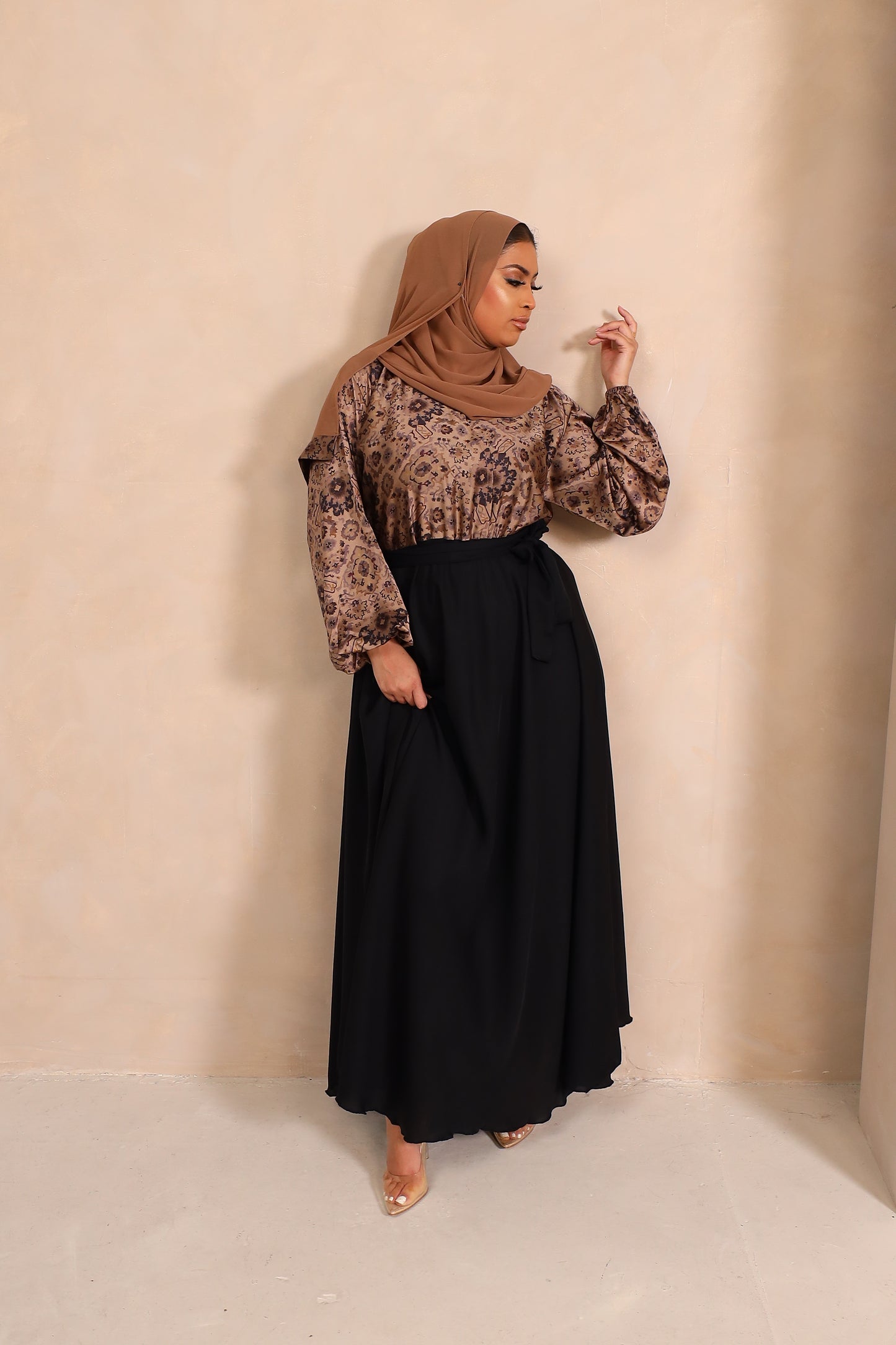 Amal flared Abaya in a Persian Printed Blouse with Black Nida Skit