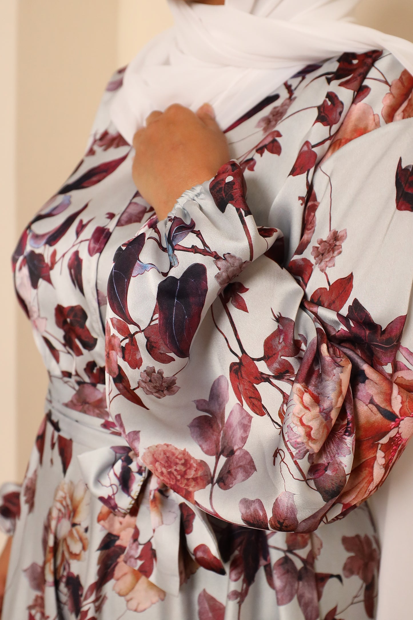 Amal Abaya Satin floral in pale Off White Grey and Plums