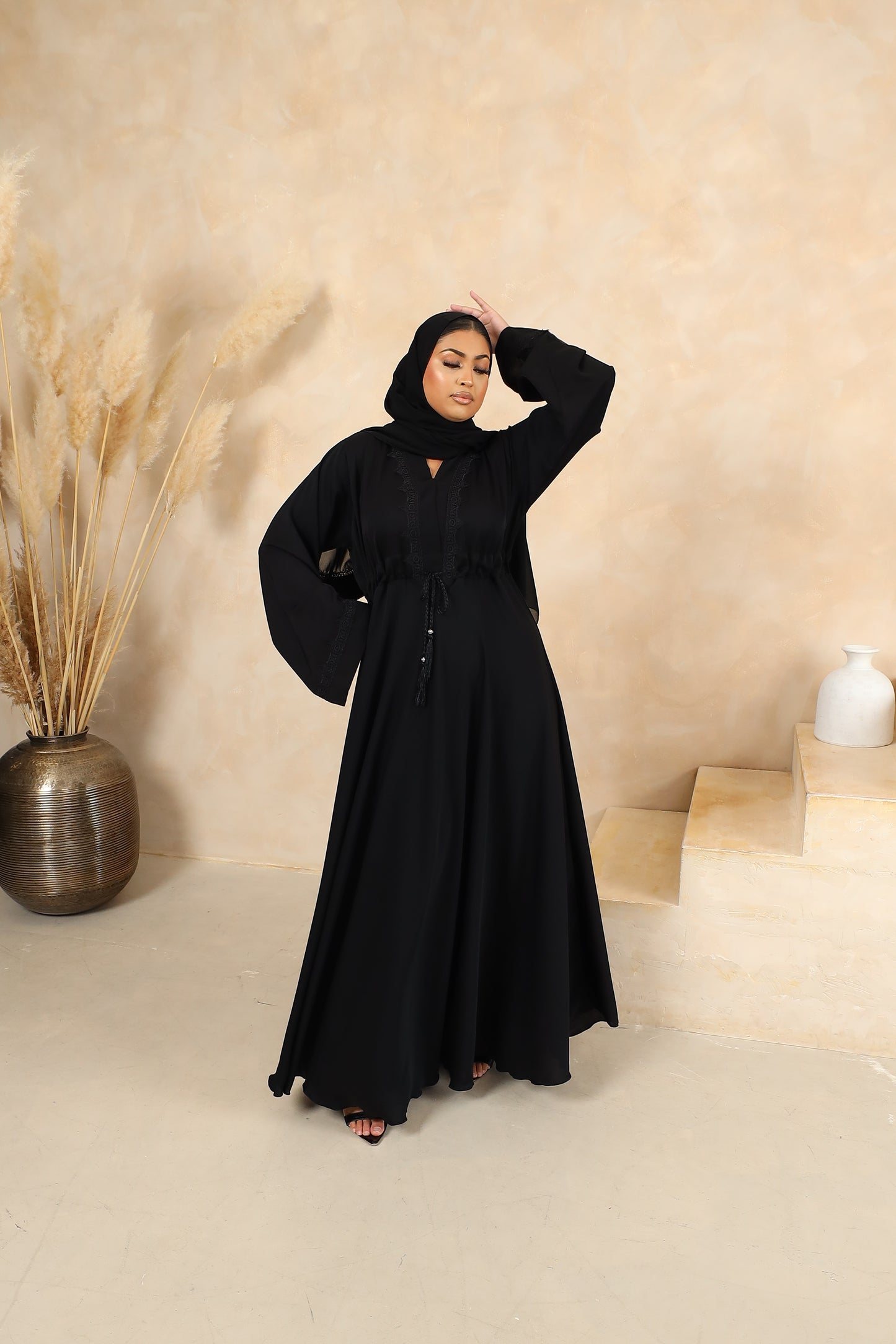 Black lace nida drawstring flare abaya