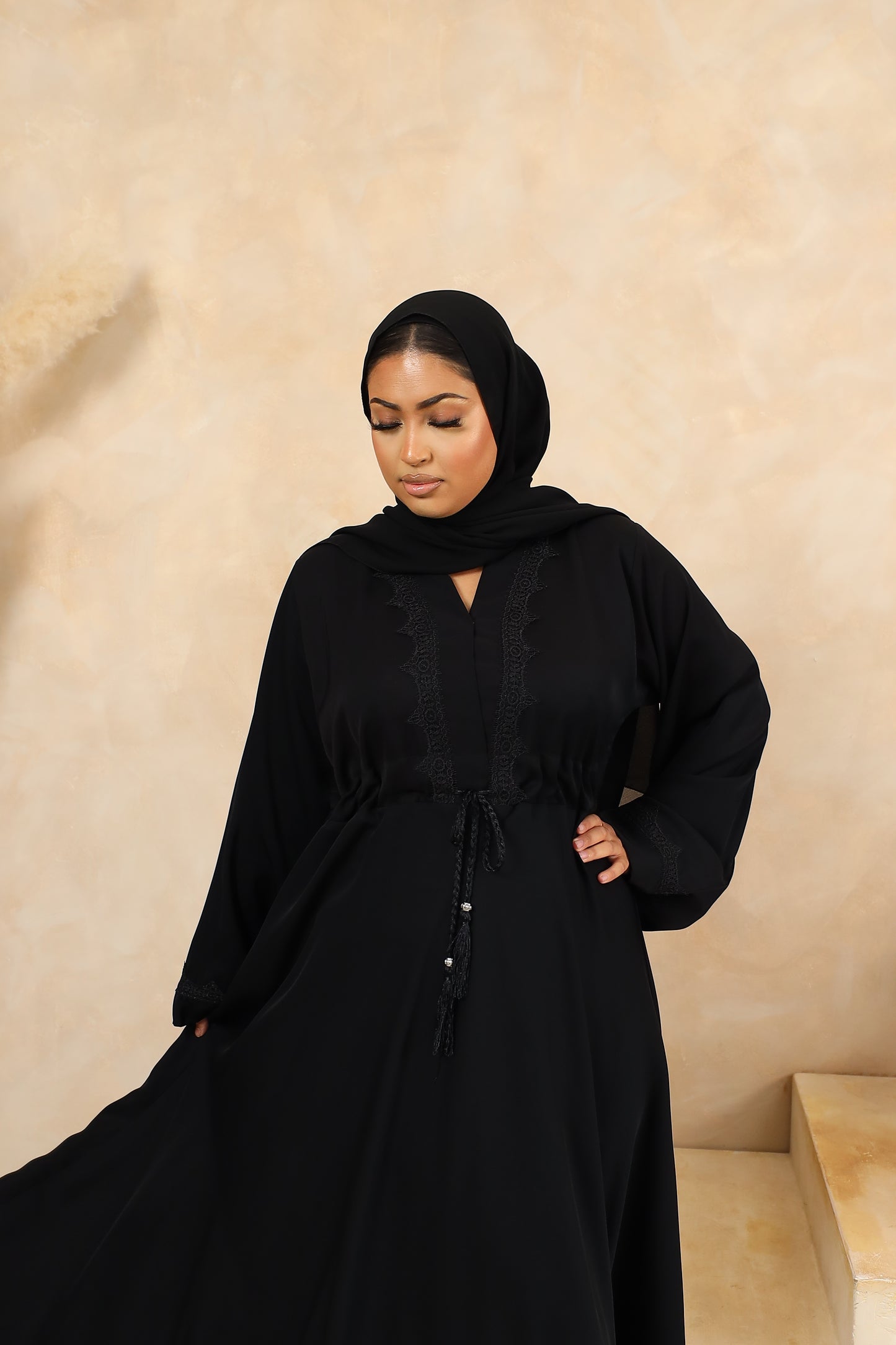 Black lace nida drawstring flare abaya