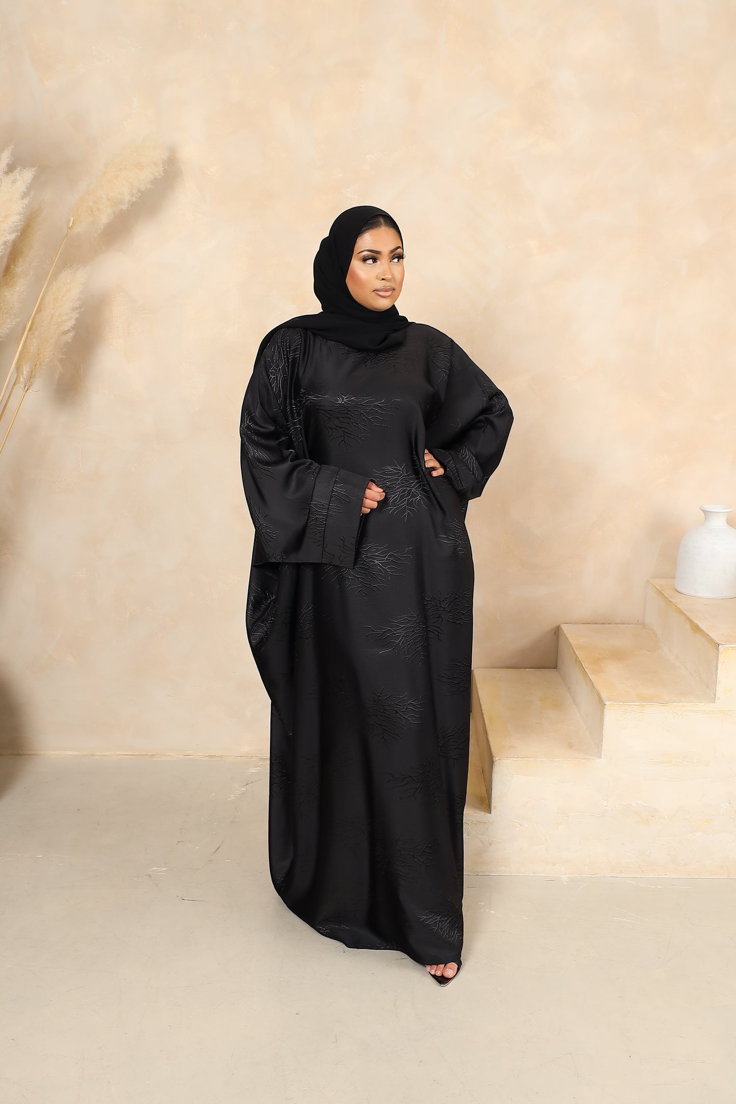 Jacquard Ines Farasha Abaya in Jet Black
