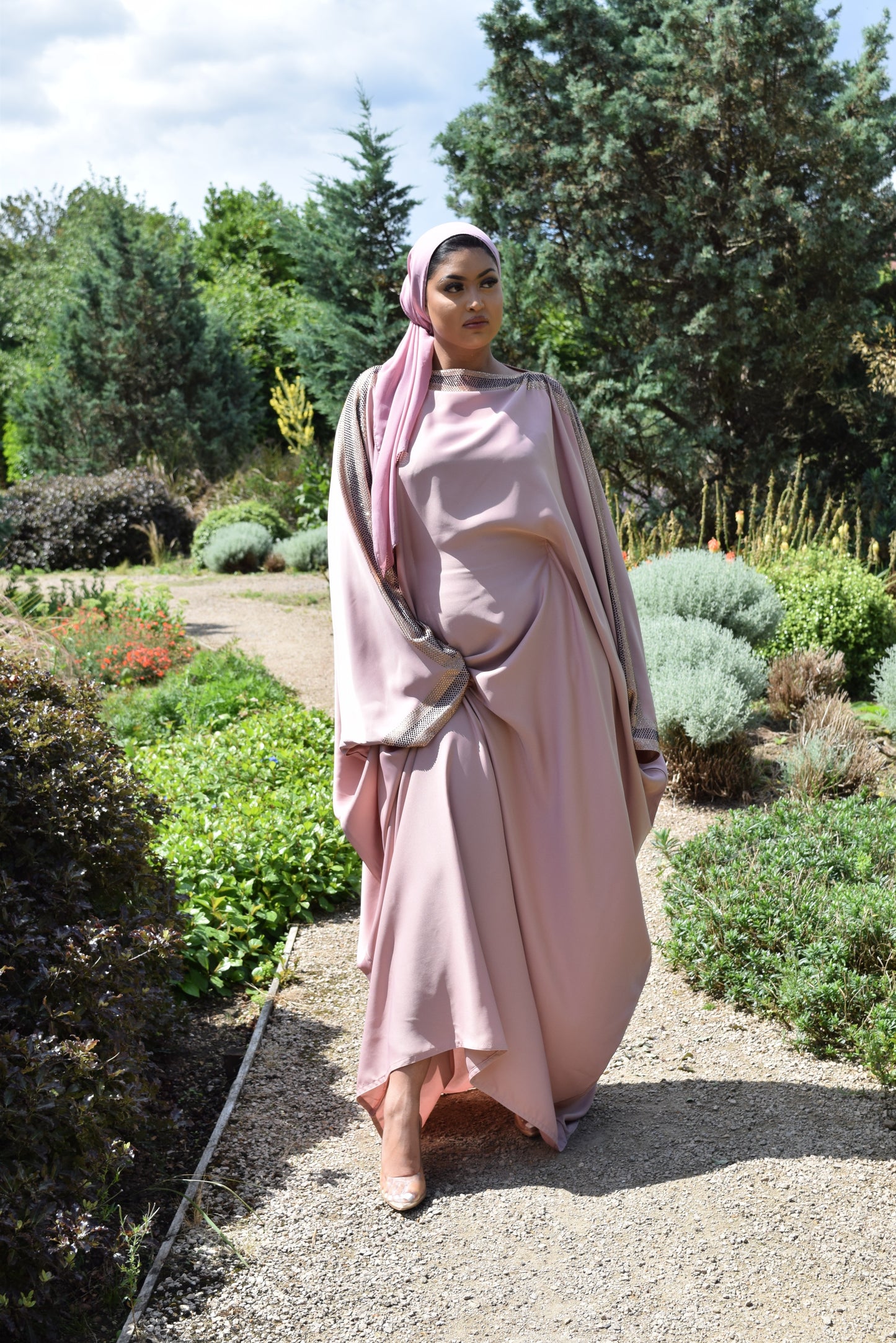 Nihal Modest Batwing Abaya in embellished Pink