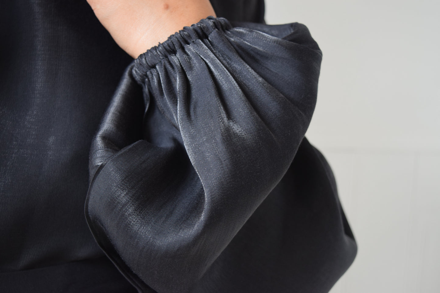 Malak Twin abaya set in shimmer Black and Silver trim