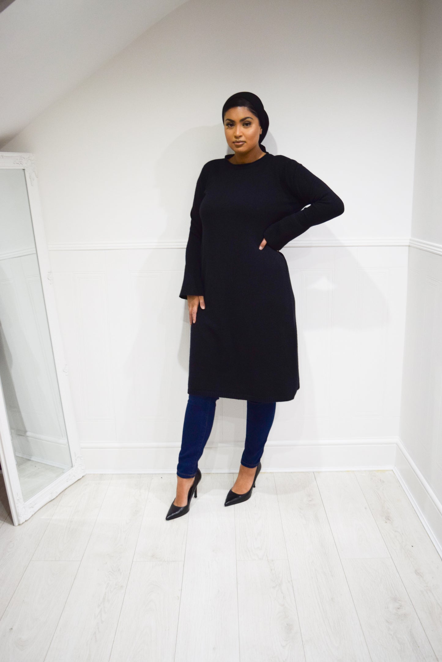 A-Line Buttoned Knit dress Black