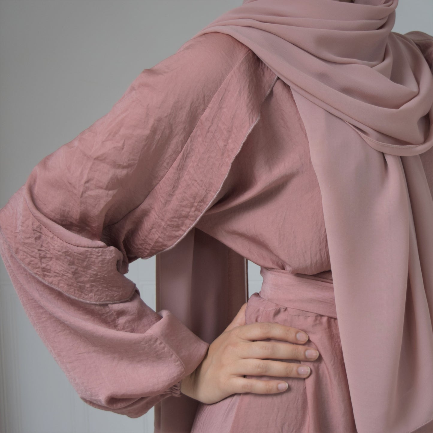 Amani A-line Contemporary Abaya Dusky Pink