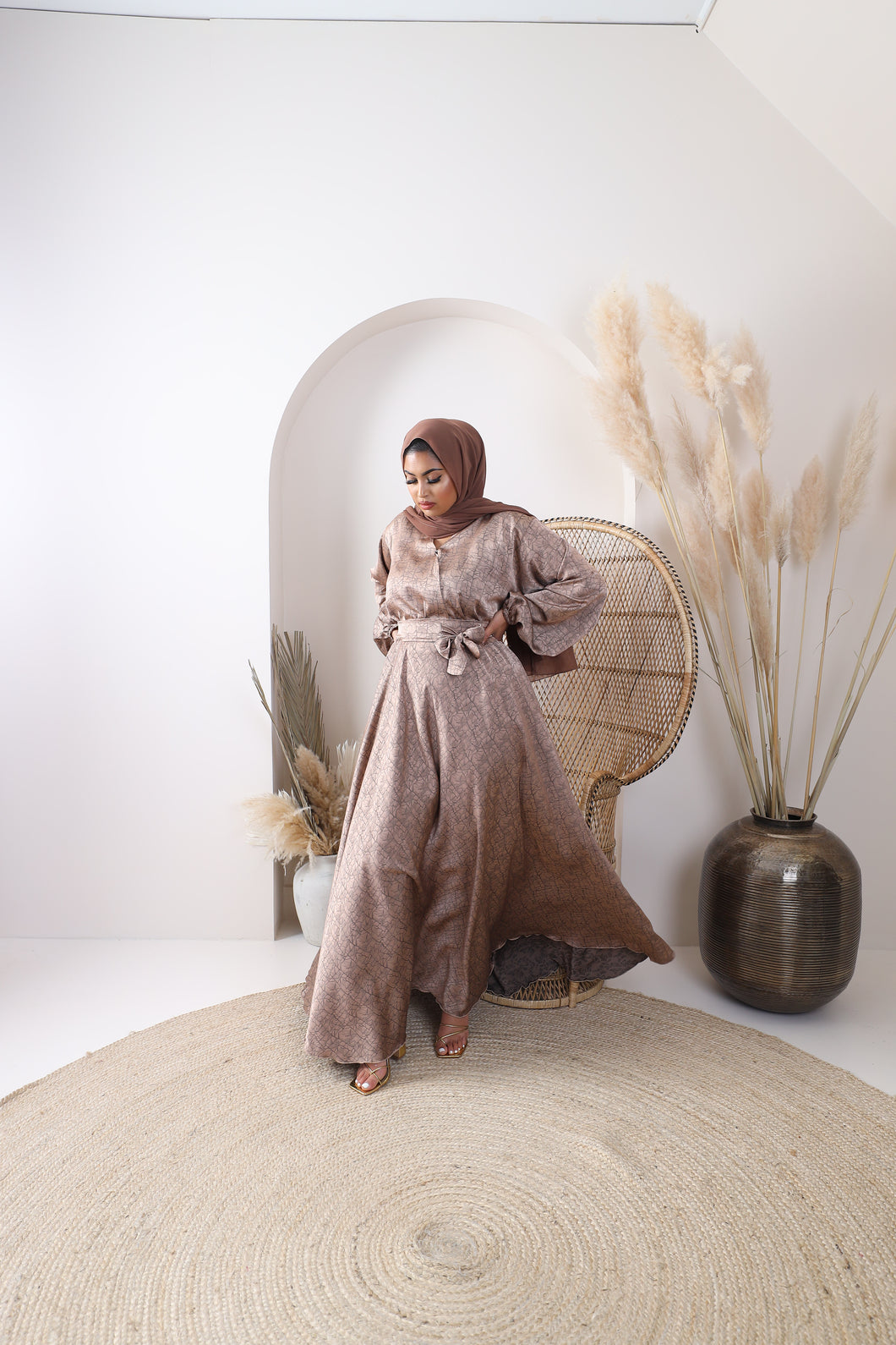 Amal Abaya Taupe self print Jacquard