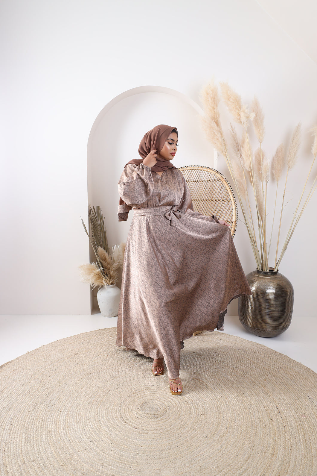 Amal Abaya Taupe self print Jacquard