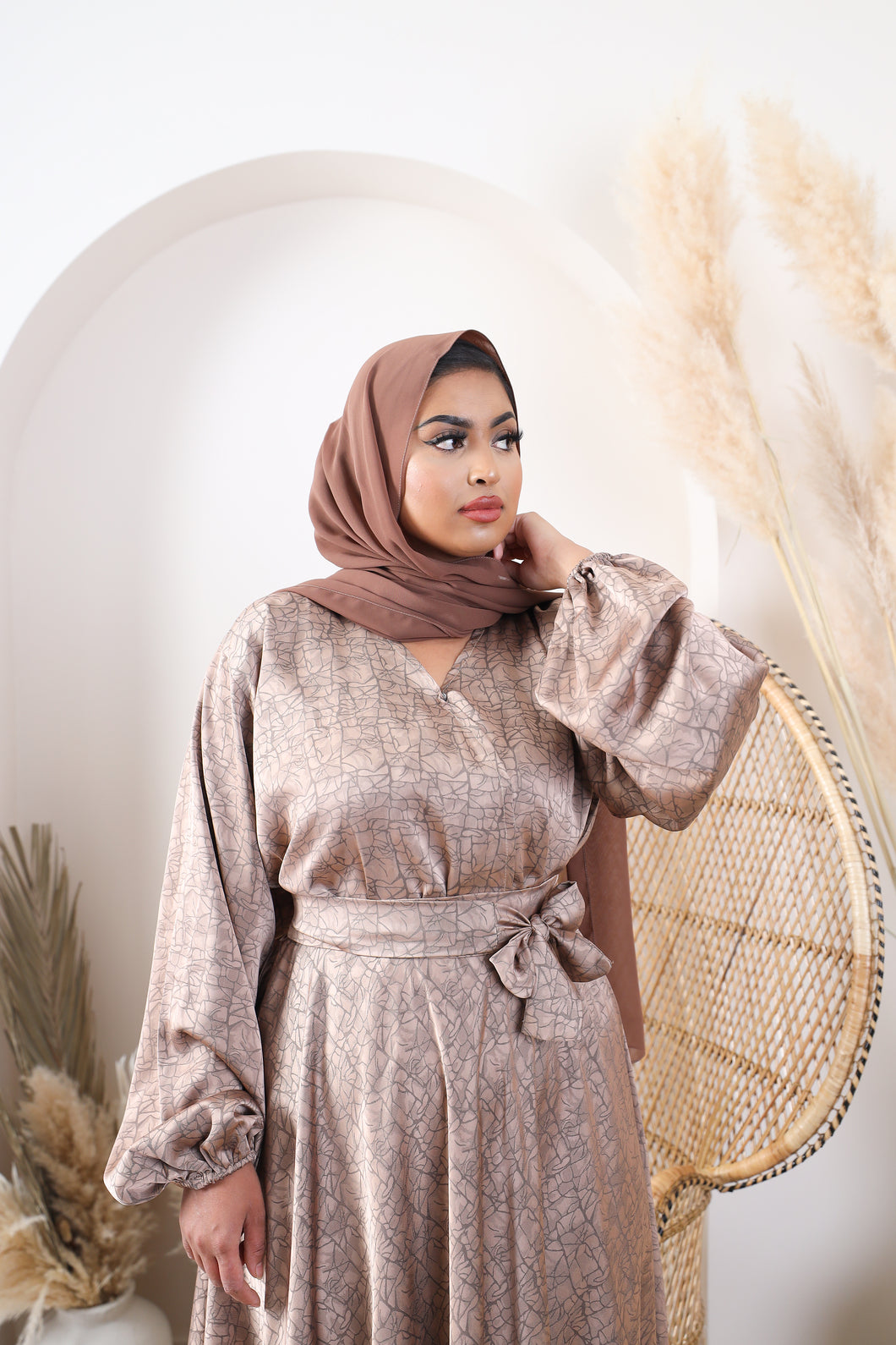 Amal Abaya Taupe self print Jacquard