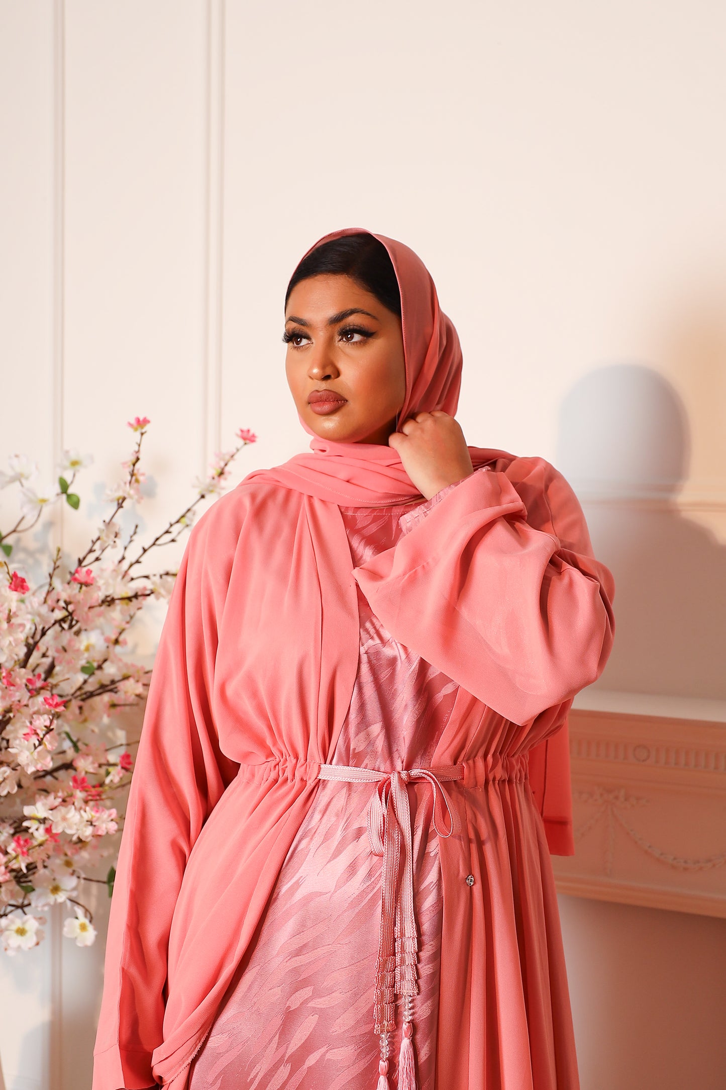 Reem Chiffon Open Jacket Abaya with jacquard inner in Pink - 3 piece set