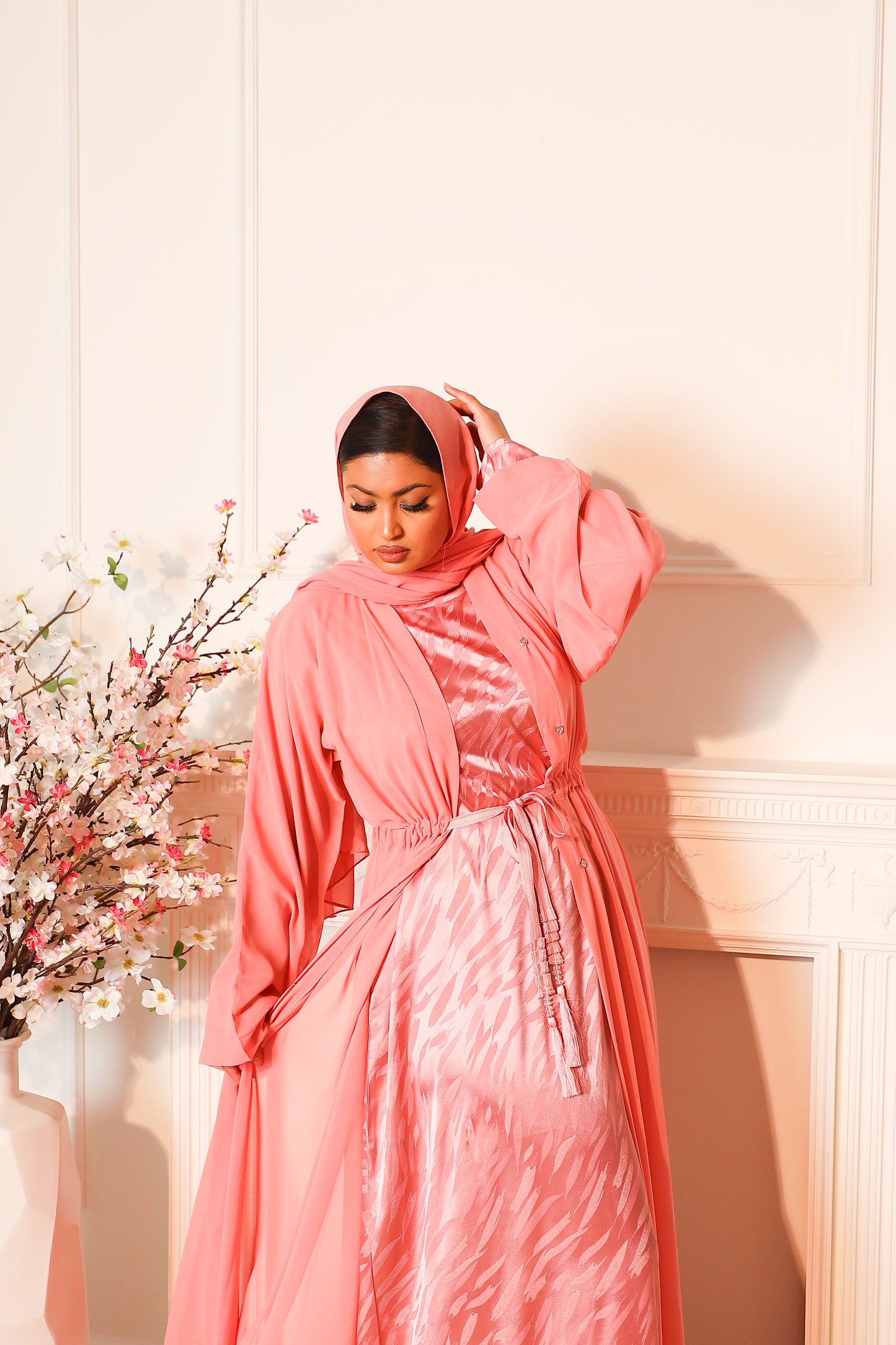 Reem Chiffon Open Jacket Abaya with jacquard inner in Pink - 3 piece set