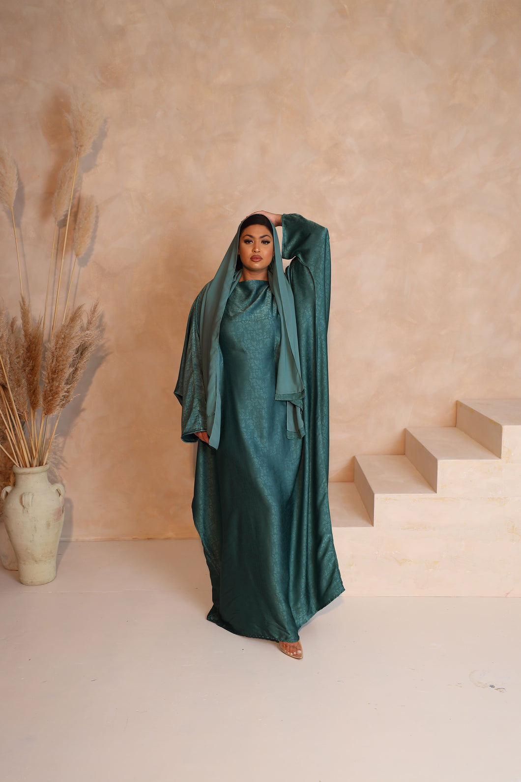 Ines Farasha Abaya in Emerald