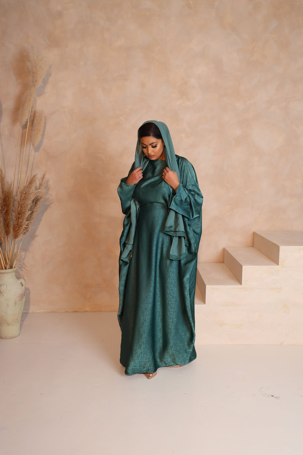 Ines Farasha Abaya in Emerald
