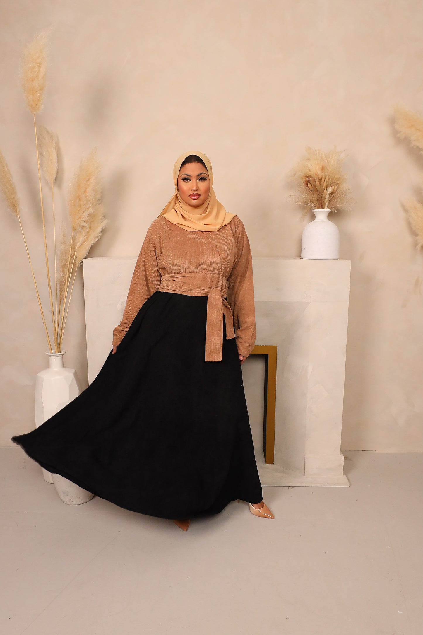 Winter Amal Aline Corduroy Abaya Beige & Black