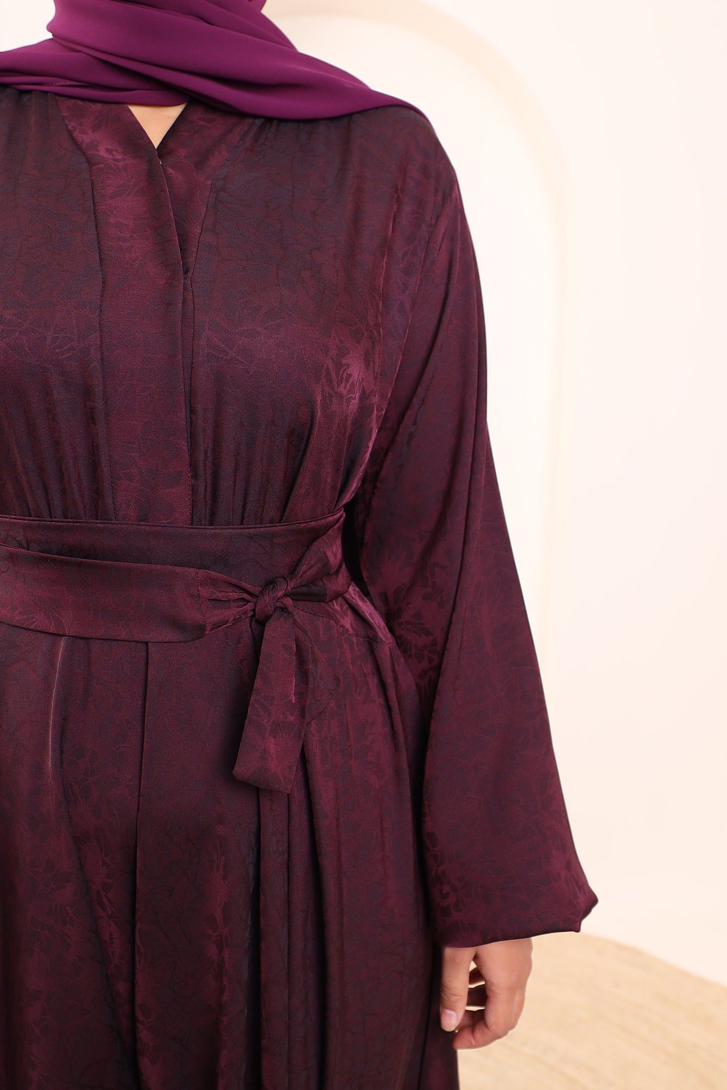 Ainaz Abaya Dark Plum Jacquard