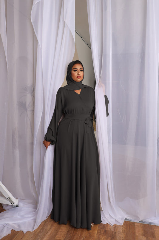 Amal wrap flare abaya Black in Fine Crinkle