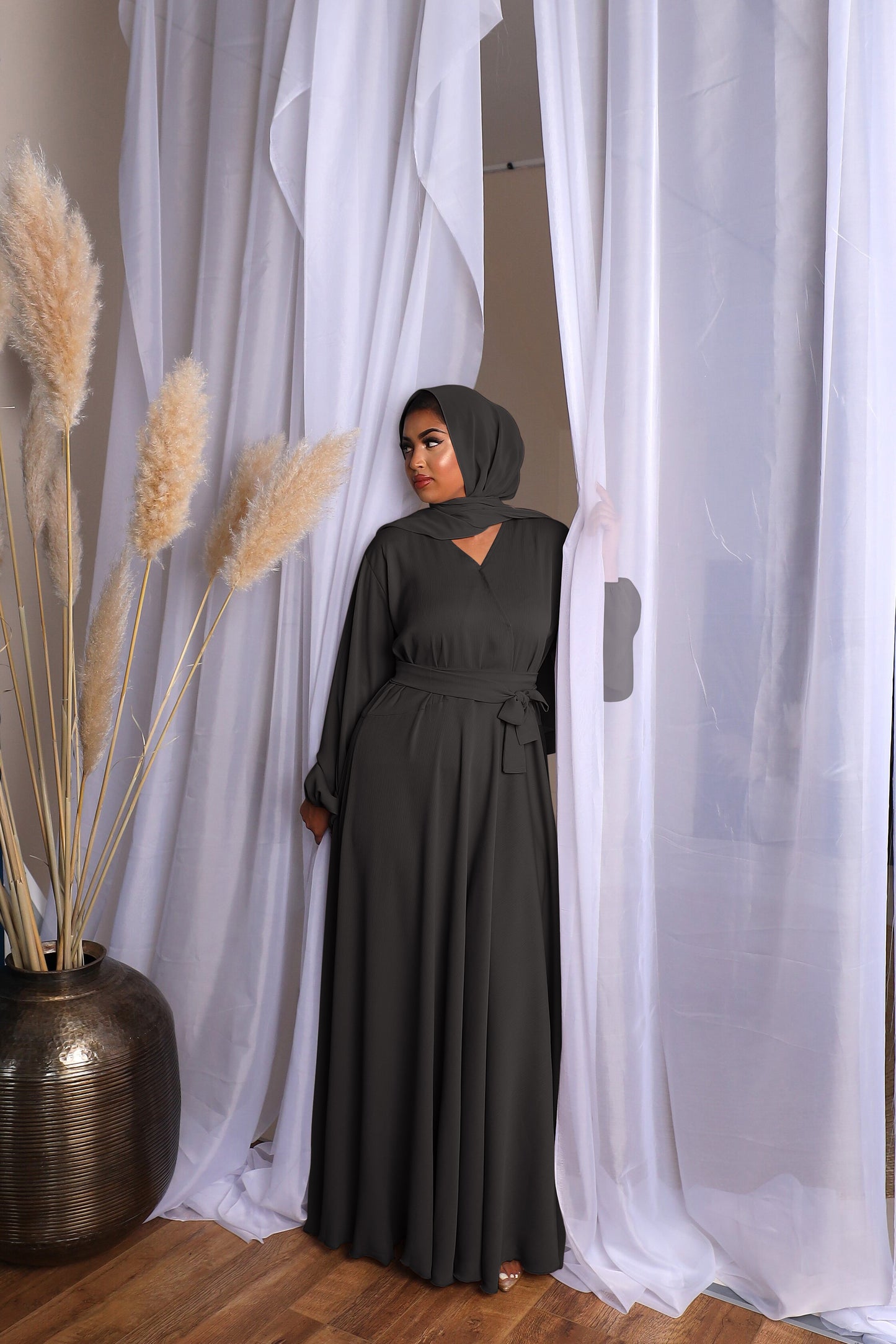 Amal wrap flare abaya Black in Fine Crinkle