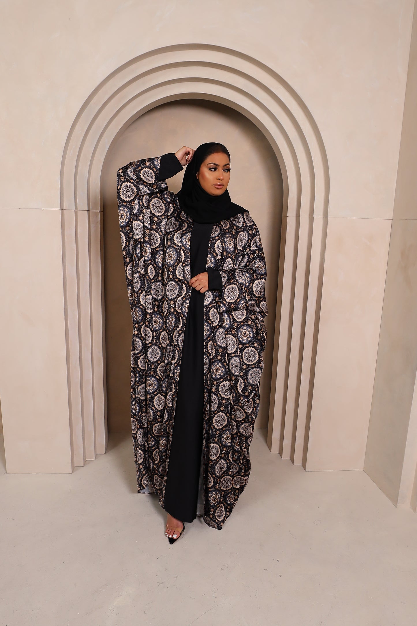 Zahra Indian Farasha Open Jacket Abaya with Black Inner -  4 piece set