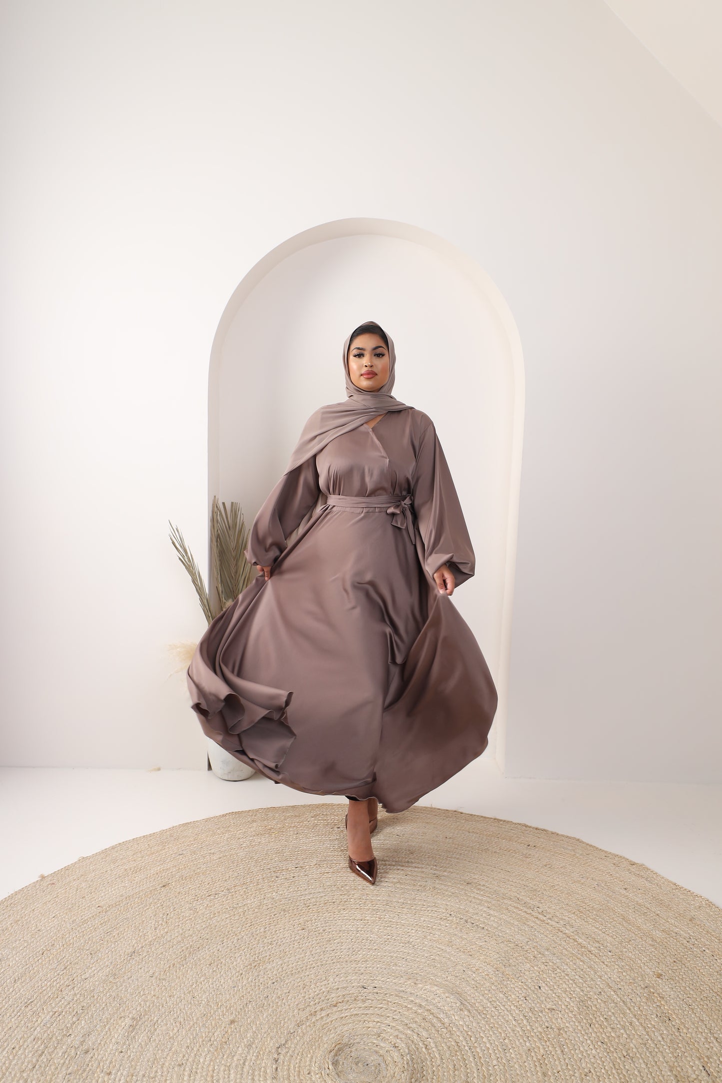 Amal Abaya Taupe in Fine Crinkle Satin