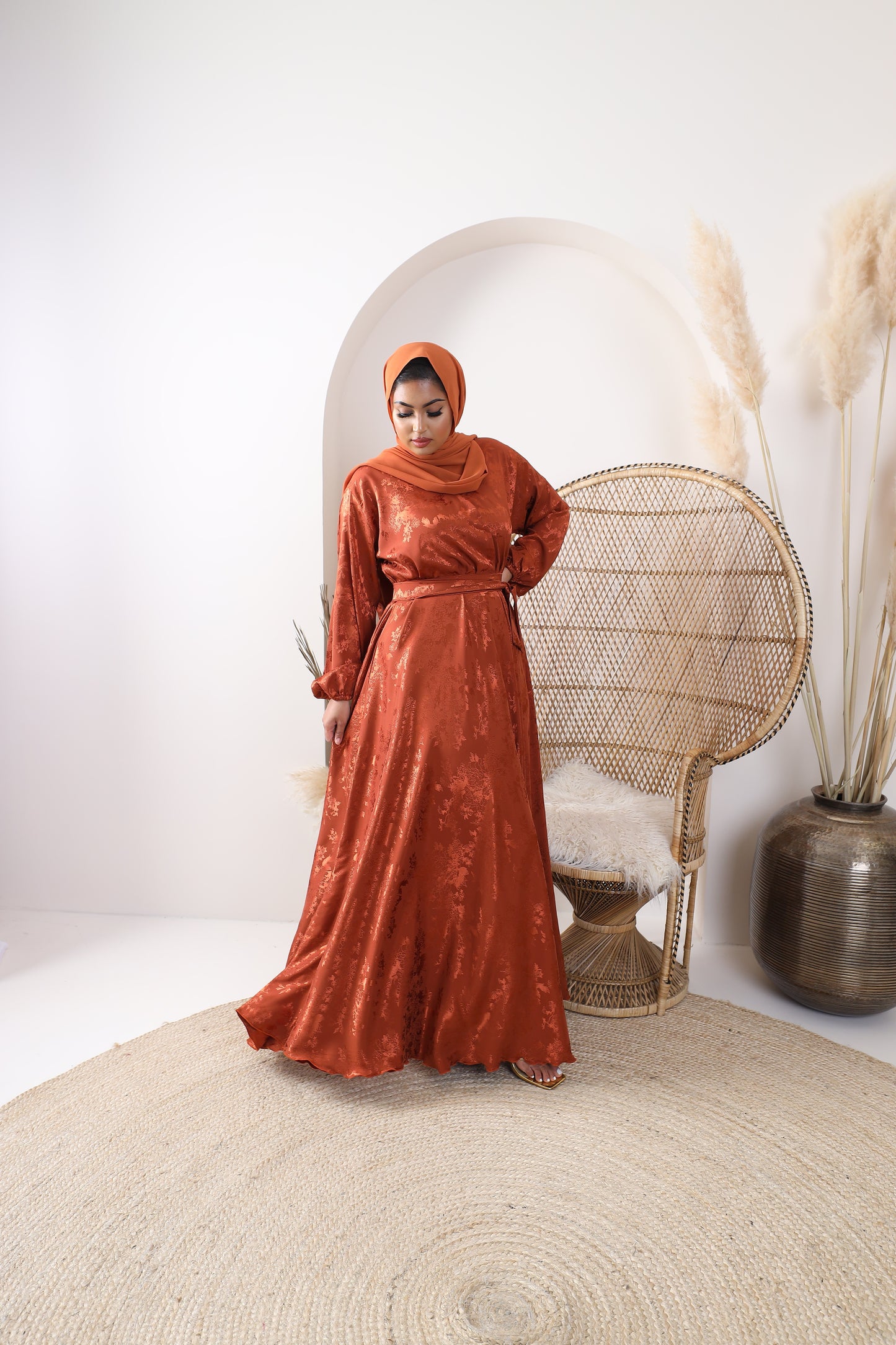 Amal Abaya Rust Jacquard