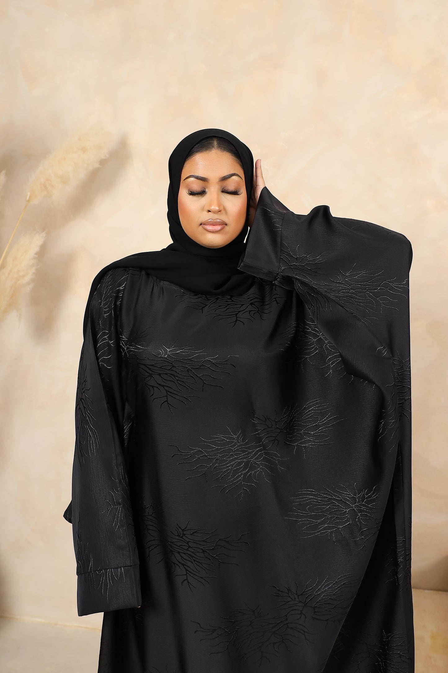 Jacquard Ines Farasha Abaya in Jet Black