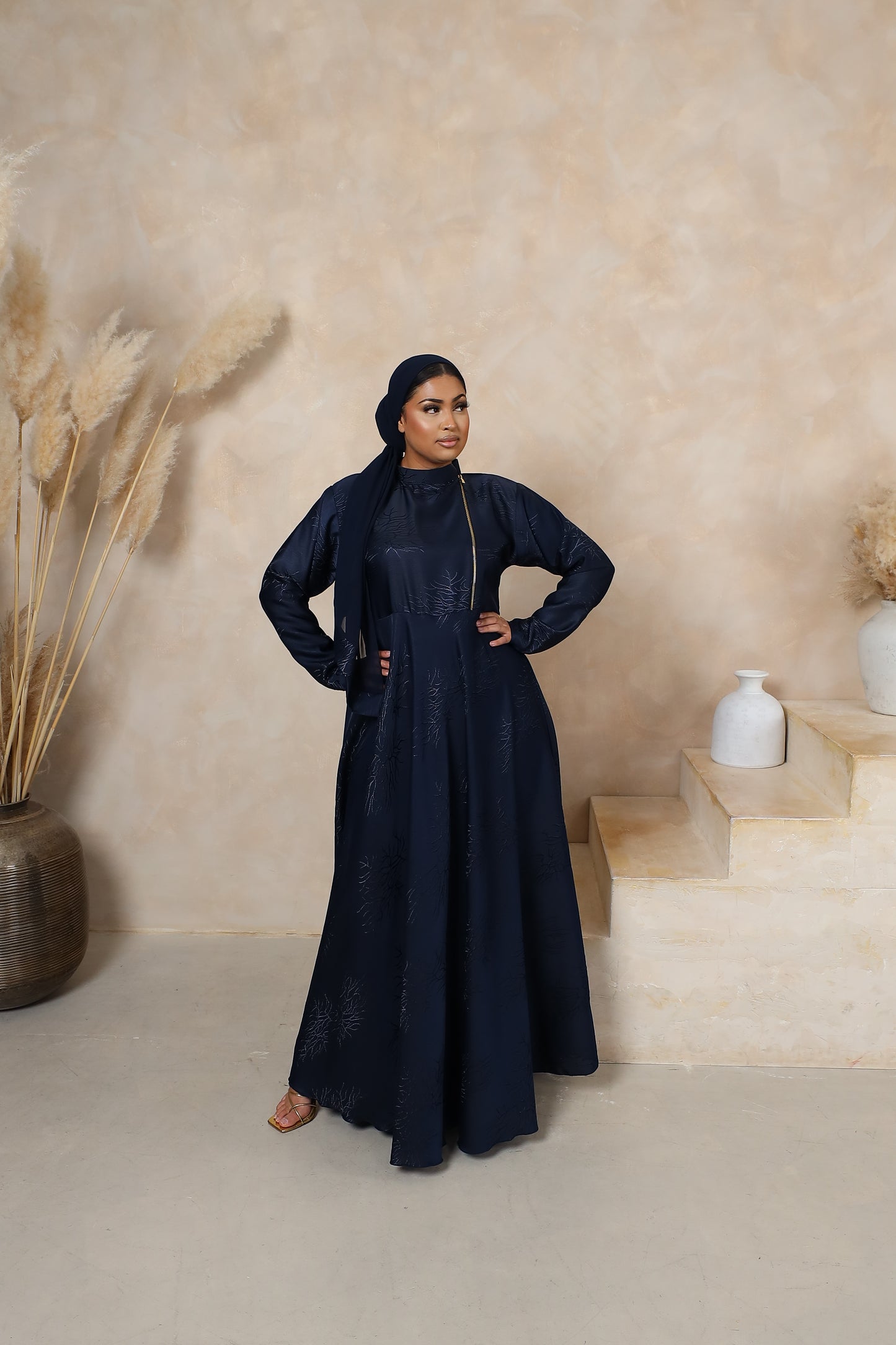 Jacquard Habiba zip flare abaya Navy