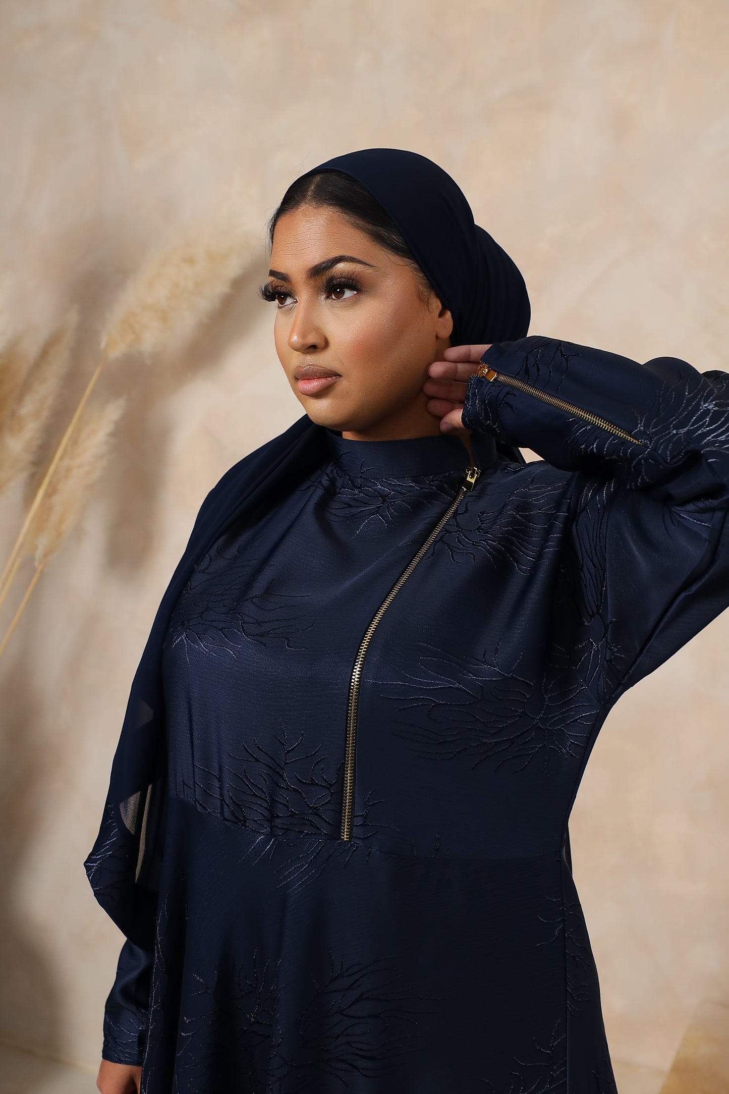 Jacquard Habiba zip flare abaya Navy