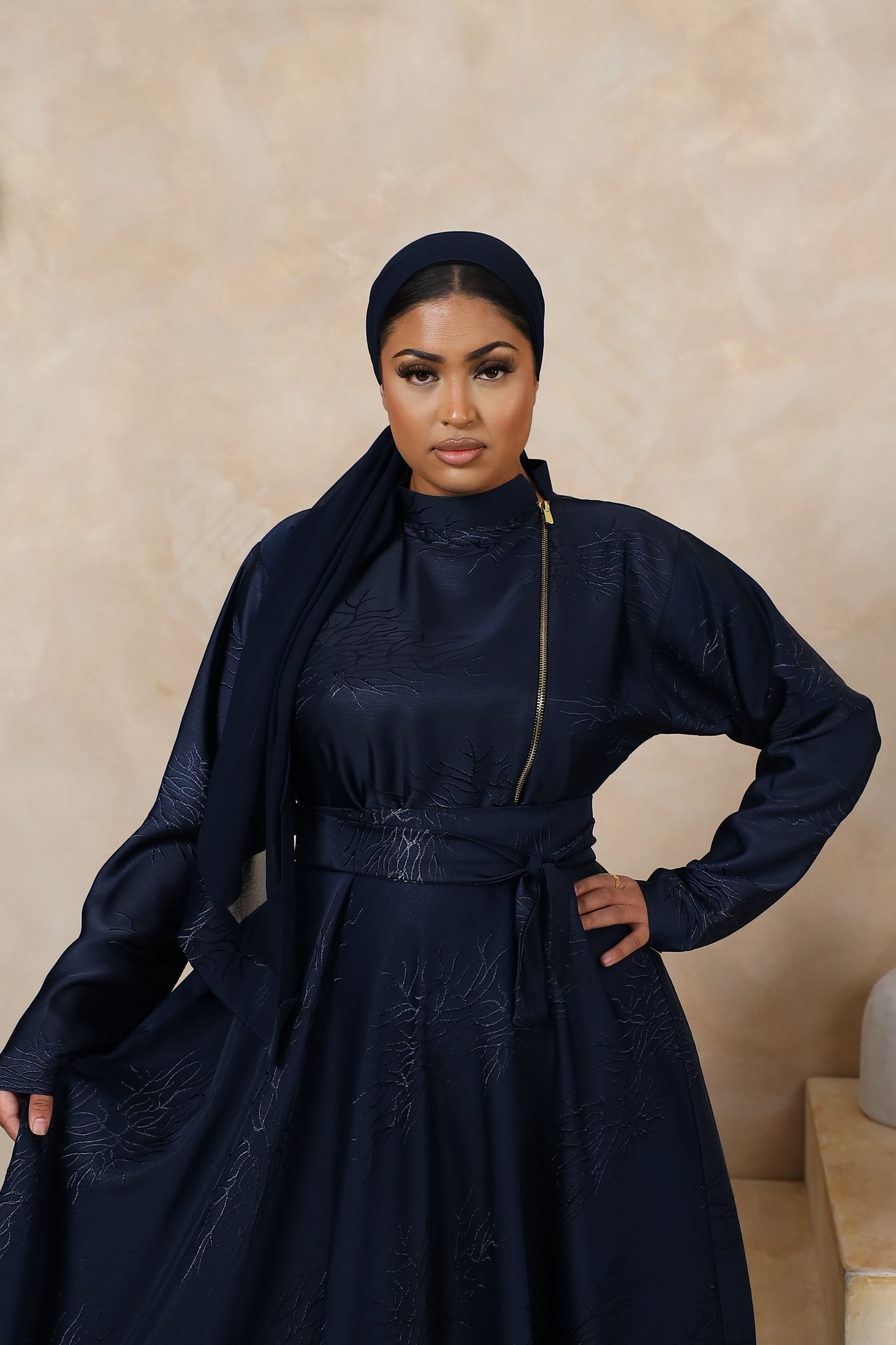 Jacquard Habiba zip flare abaya Navy