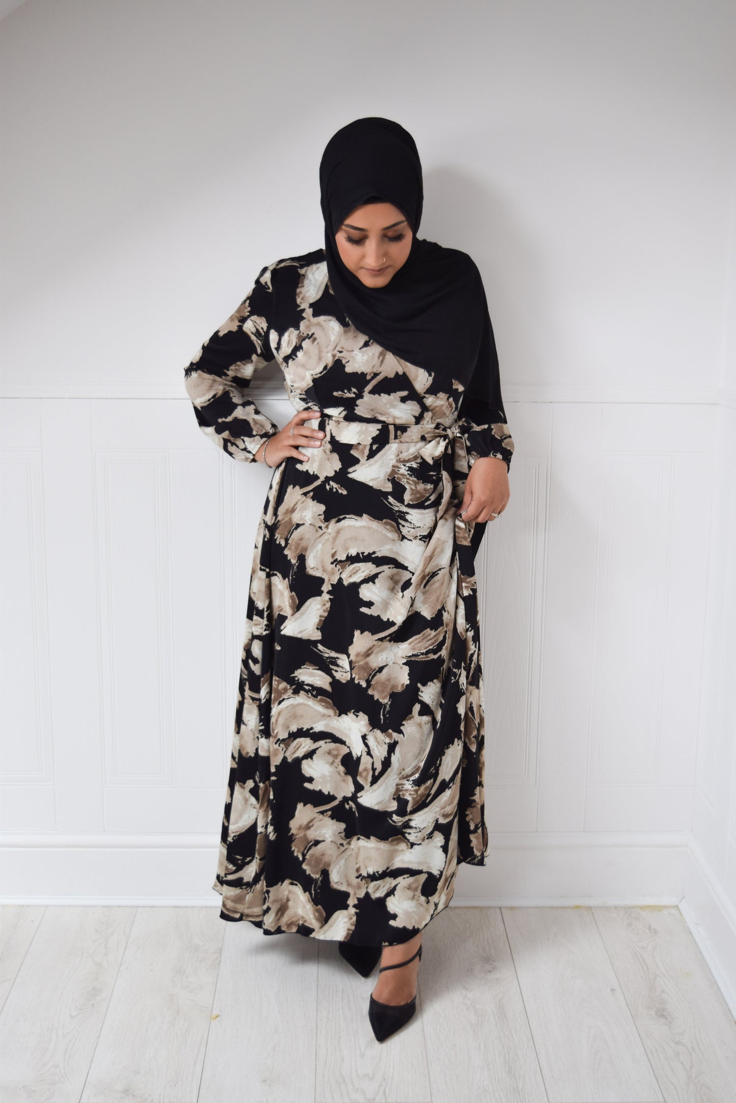 Modest Maxi Dress Aline wrap Creamy Black