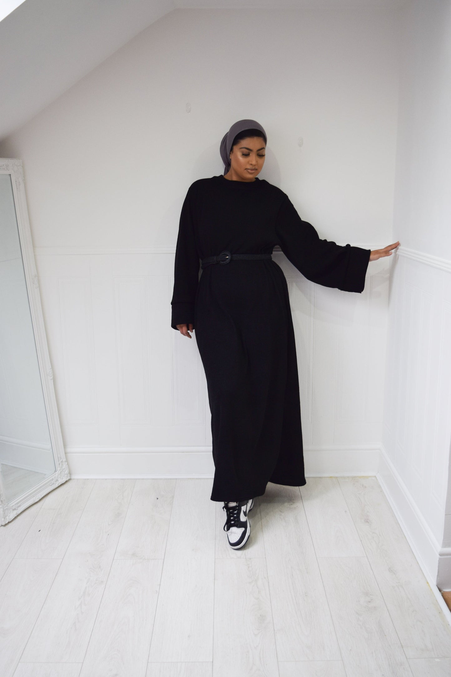 Corduroy Velvet wide sleeve abaya Black