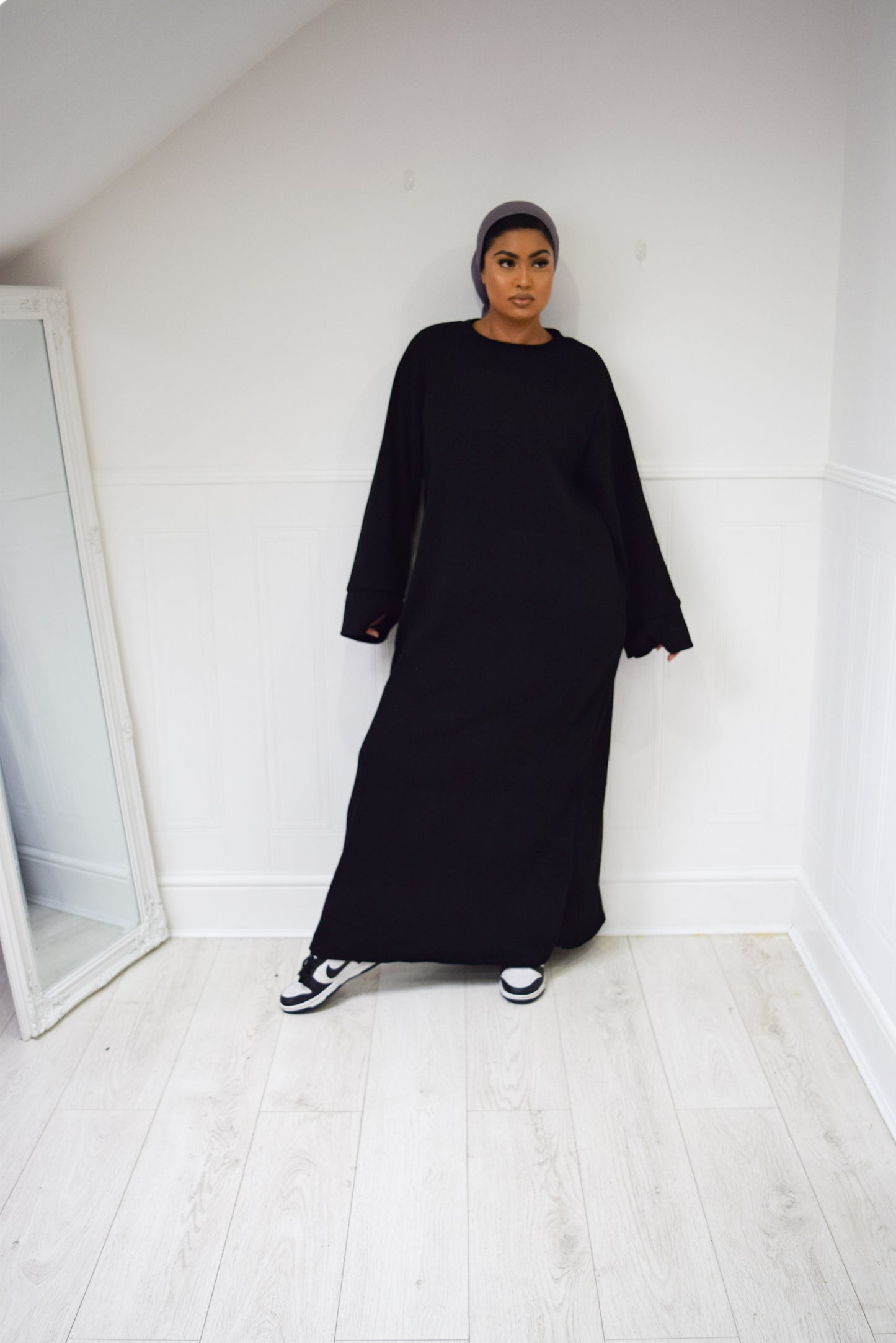 Corduroy Velvet wide sleeve abaya Black