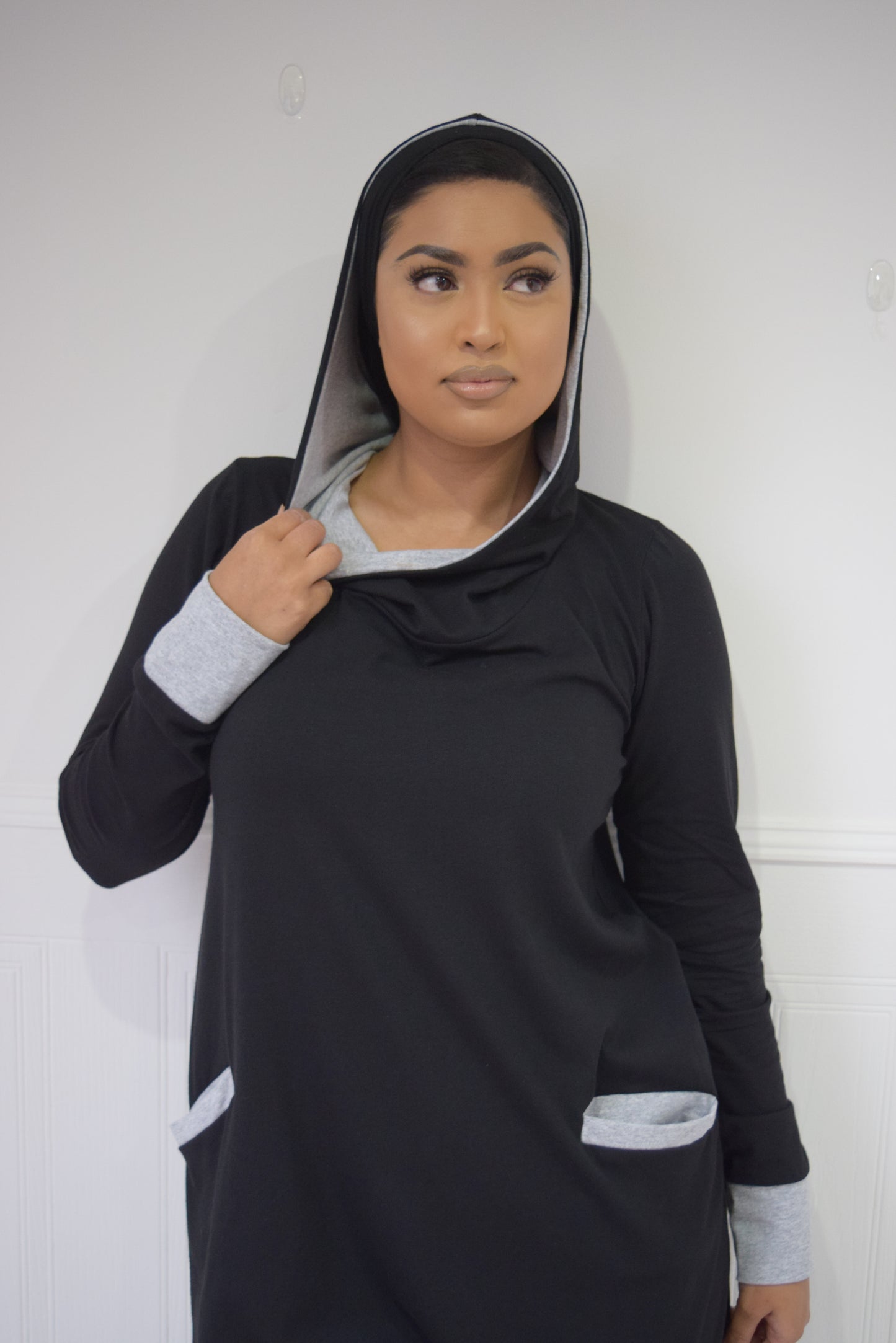 Hooded A-Line Abaya with pockets Black