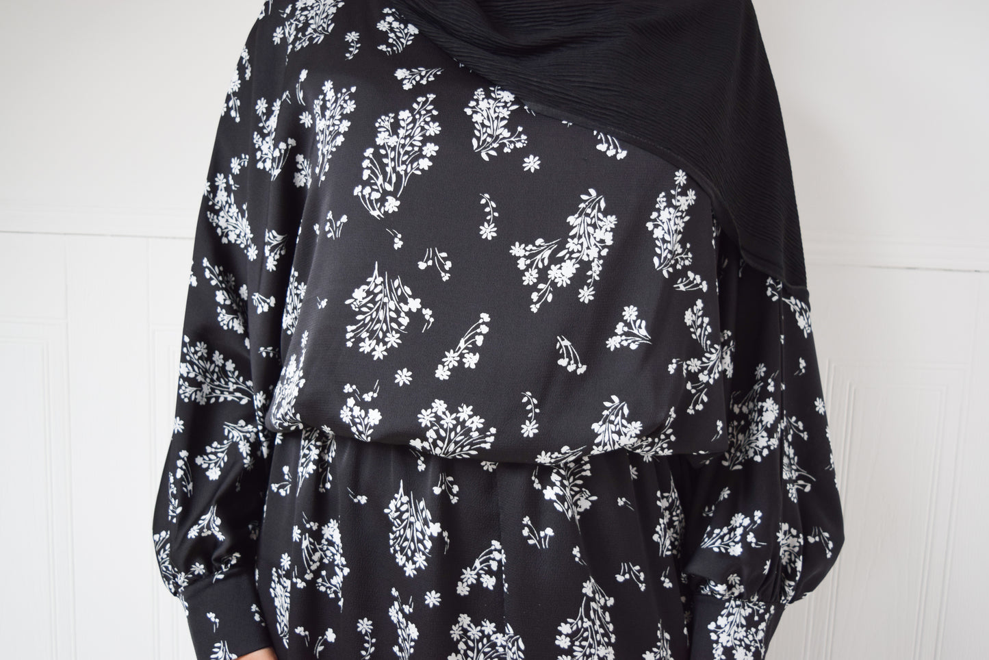 Modest Maxi Dress Batwing floral monochrome -  Sizes 14+