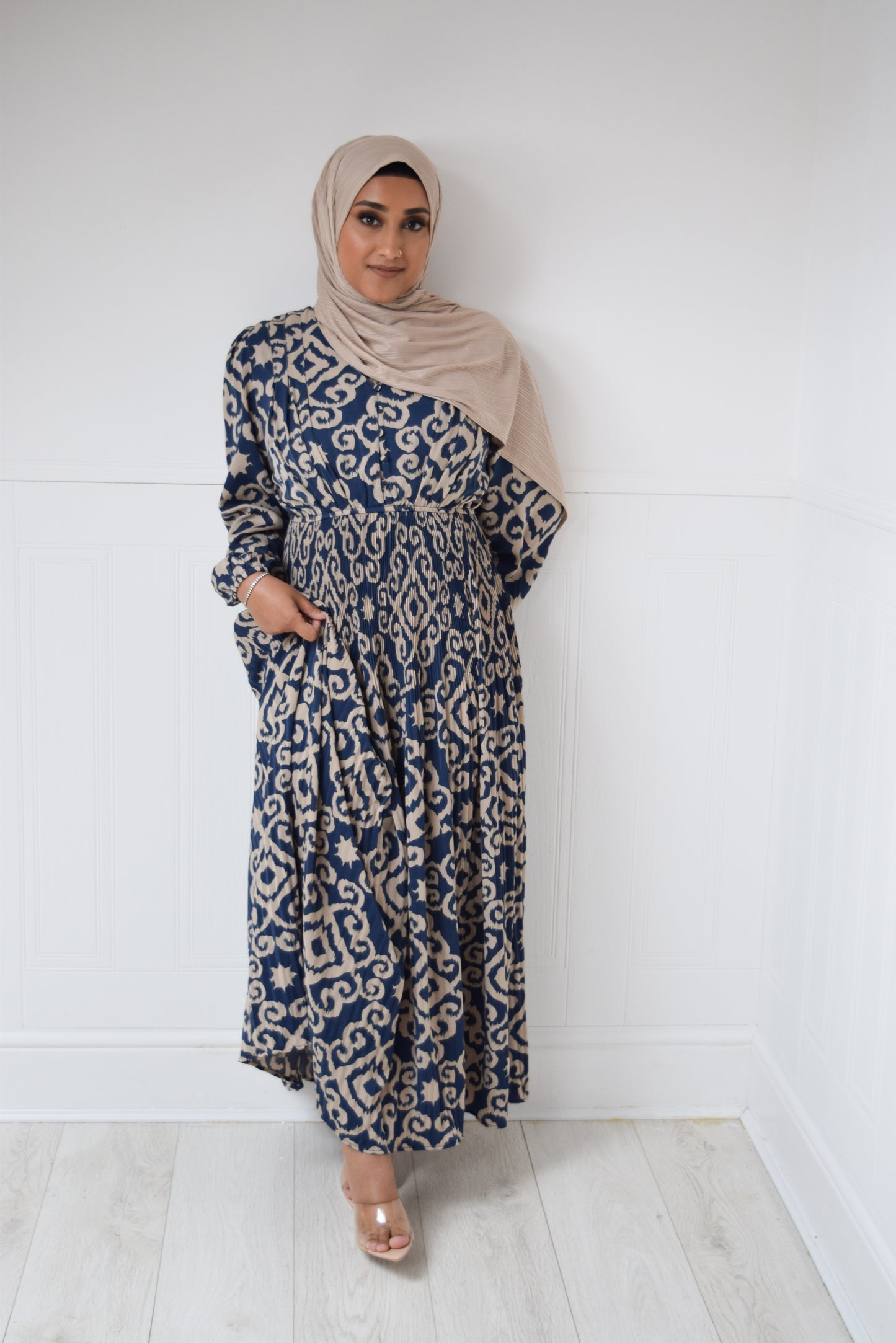 Modest Maxi Dress Pleated Patterned Navy Taupe