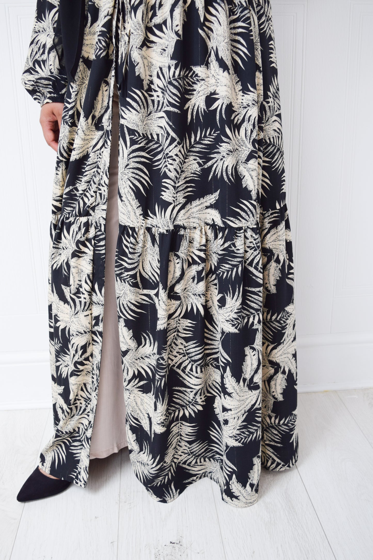 Maxi Dress Black & Ecru Shirt tiered leaf maxi dress