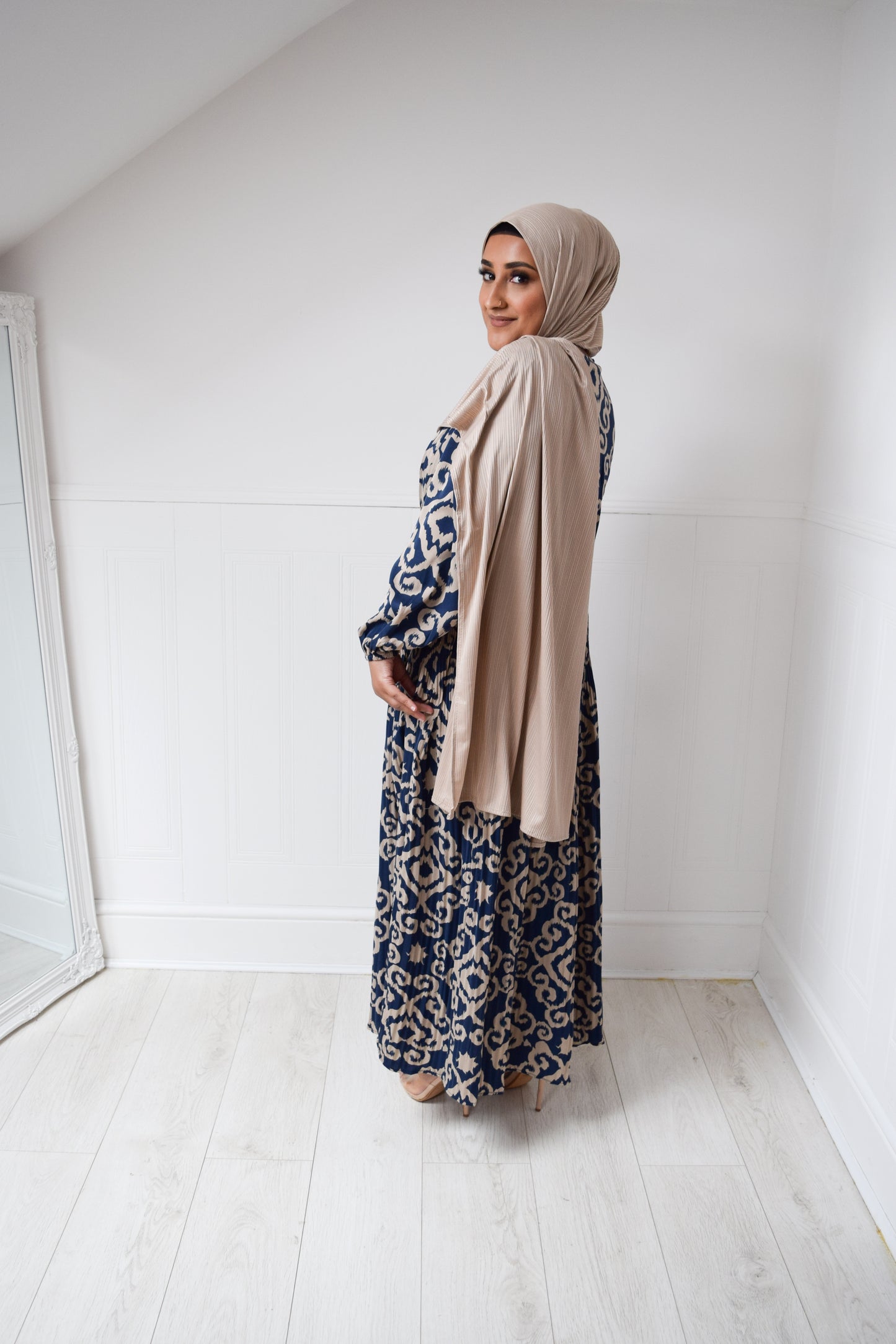 Modest Maxi Dress Pleated Patterned Navy Taupe