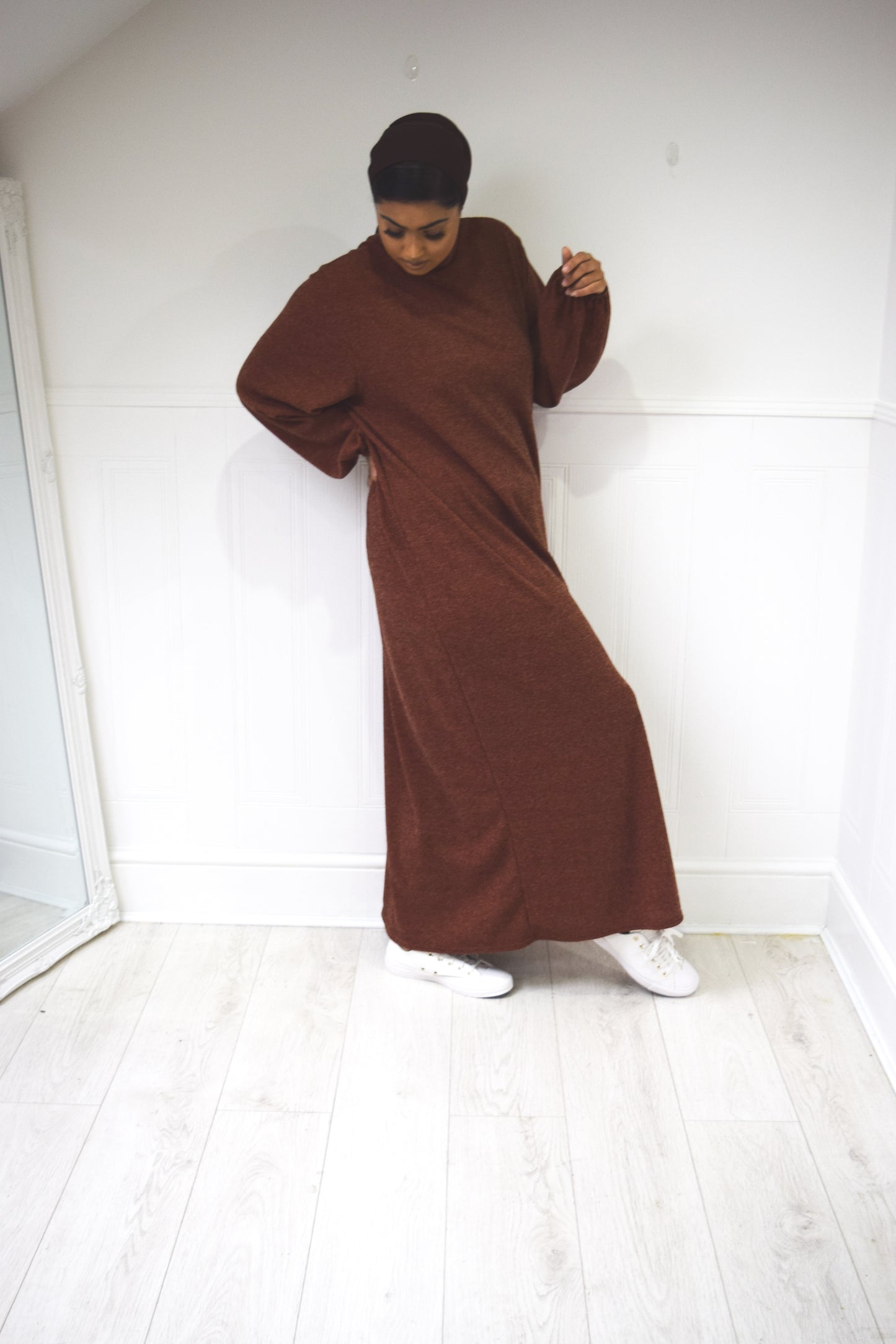 Chenille Velvet A-line abaya Rust Brown