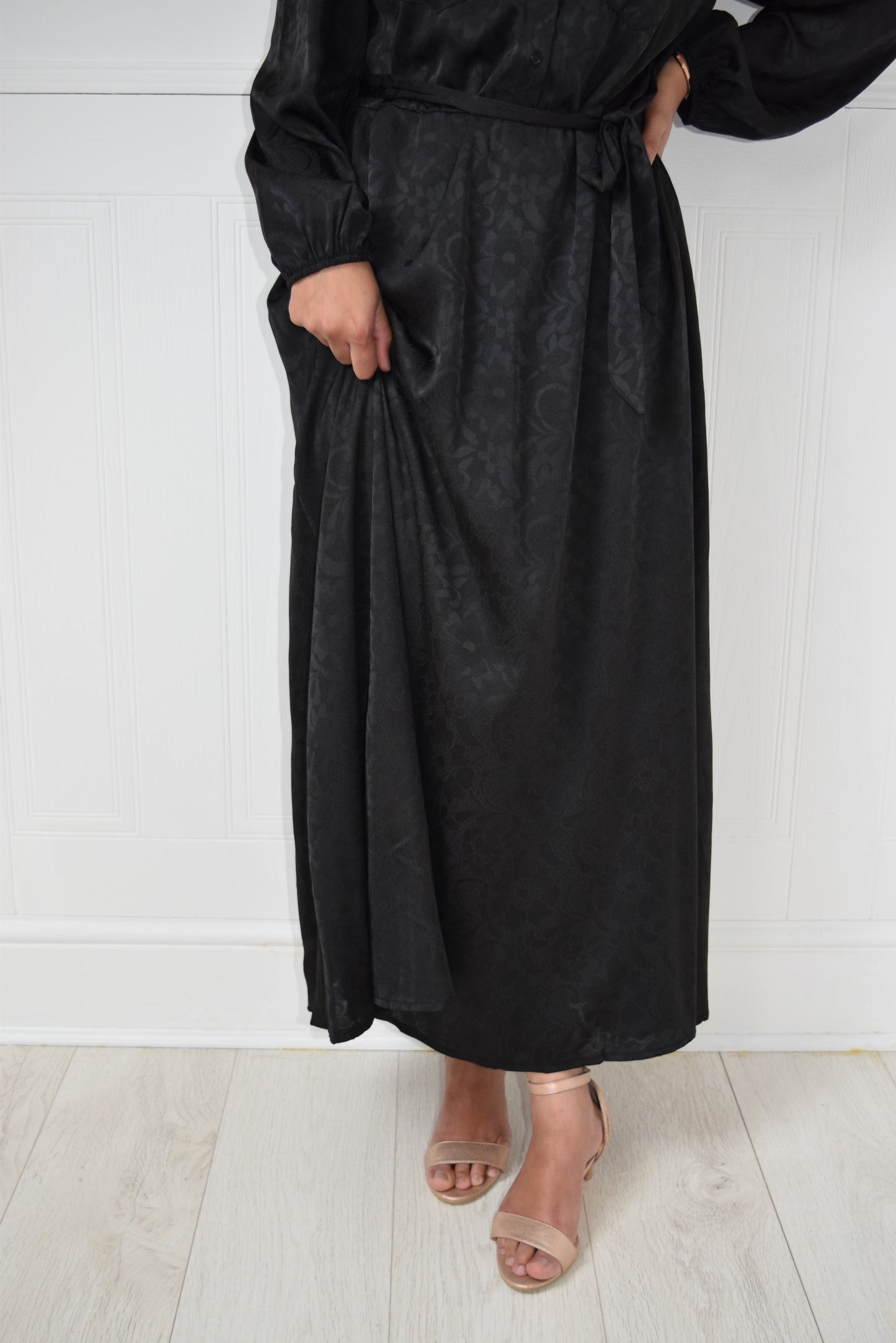 Modest Maxi A-line Jacquard semi shirt dress Black