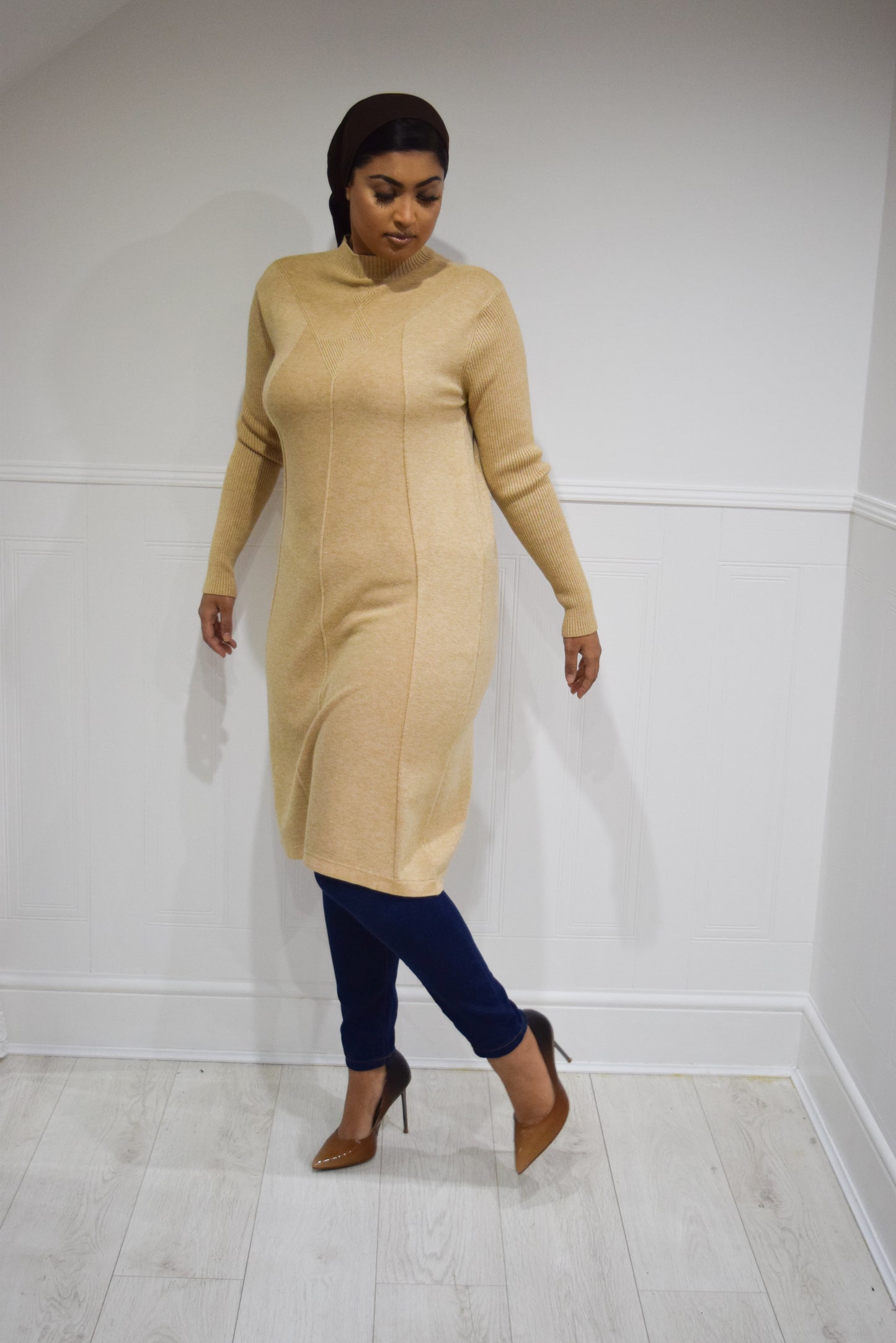 Diamond Aline Knit dress Wheat