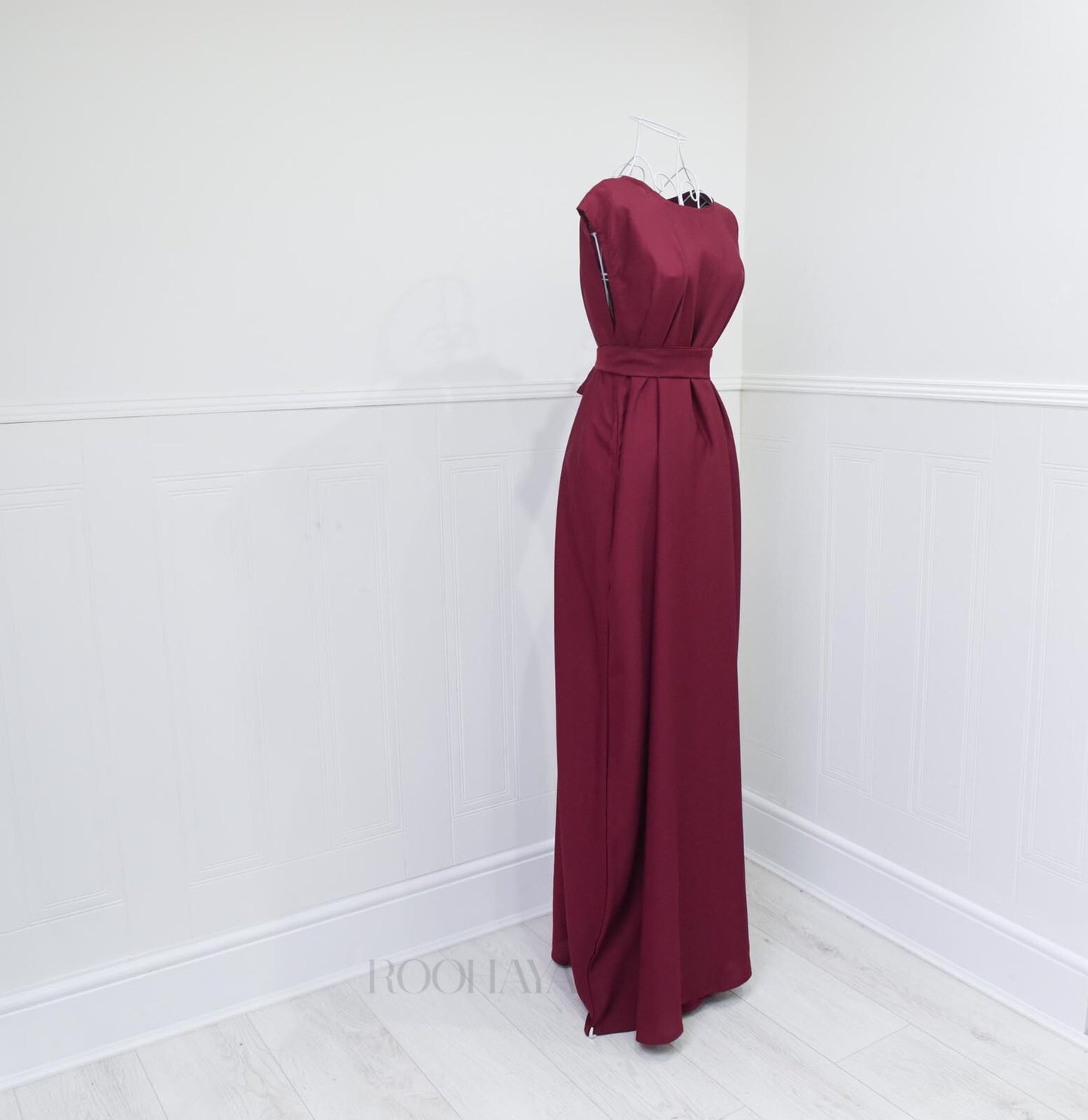 Aisha Inner sleeveless slip: Maroon